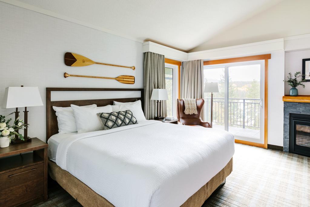 Room Queen Size Bed