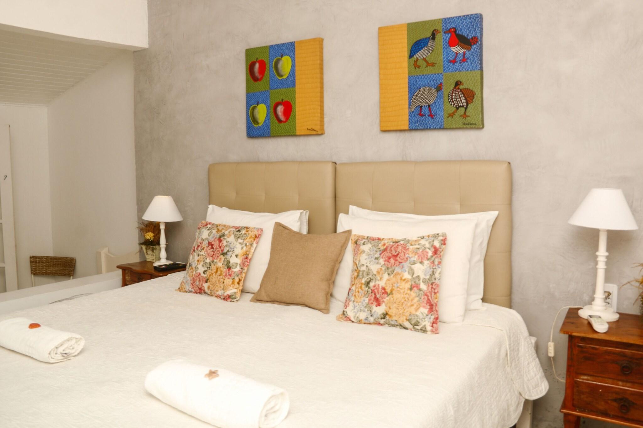 Double or Twin with Double Bed