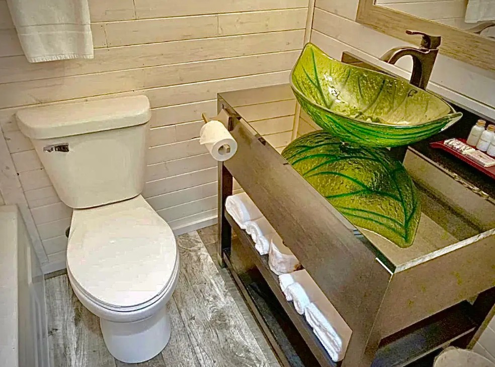 Double Queen Size Bed