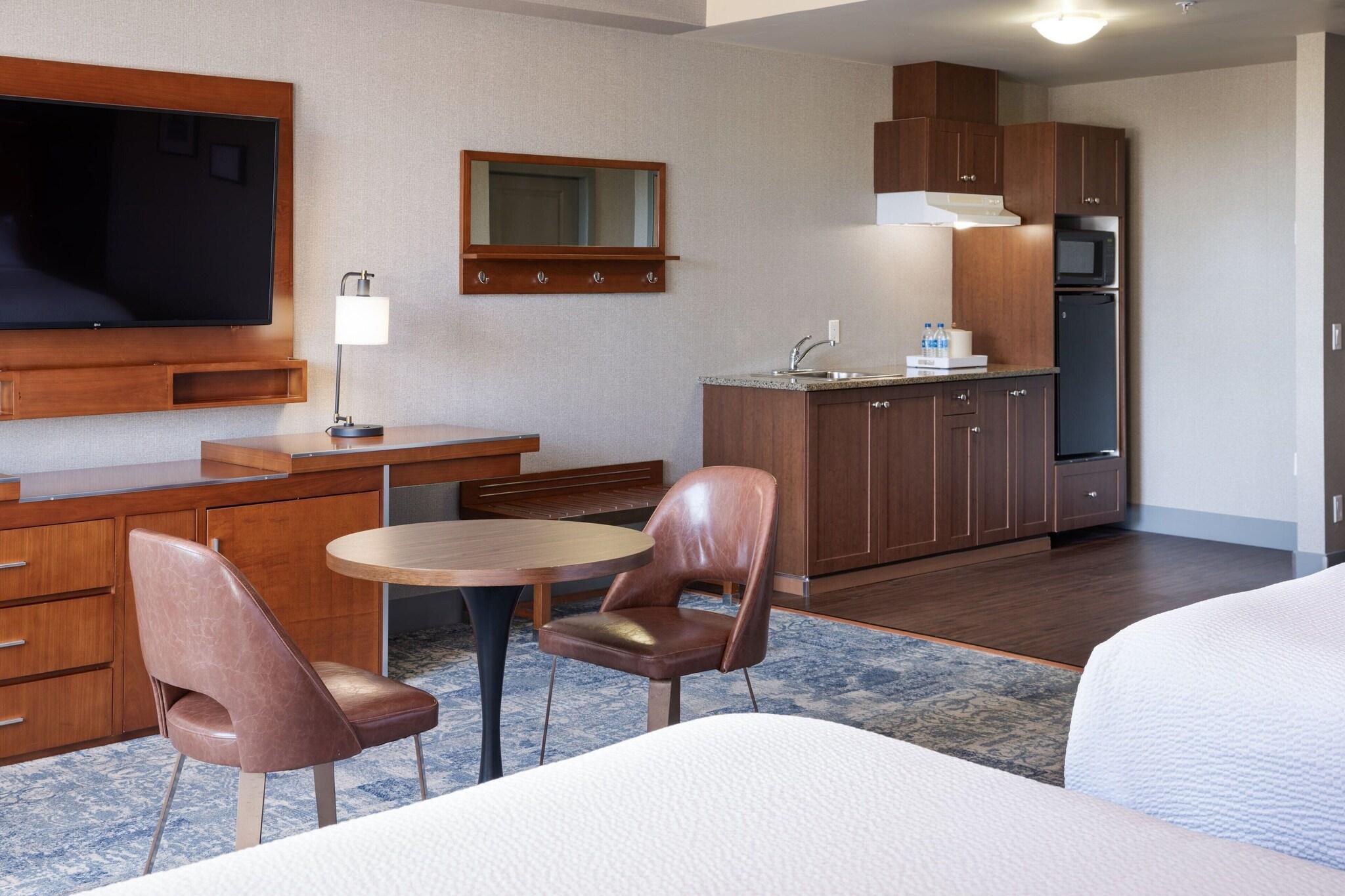 Junior Suite Two Queen Beds