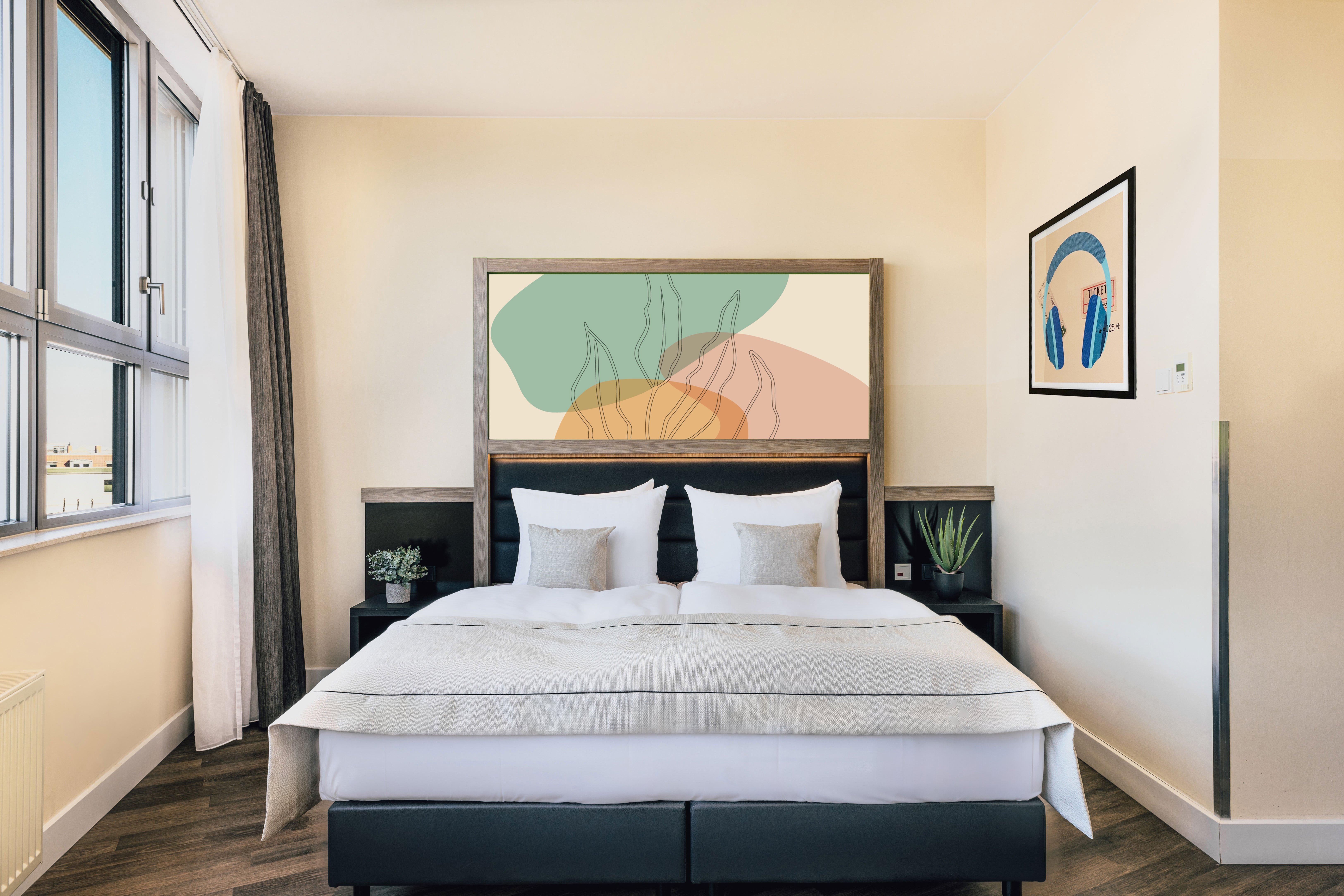 Double Queen Size Bed