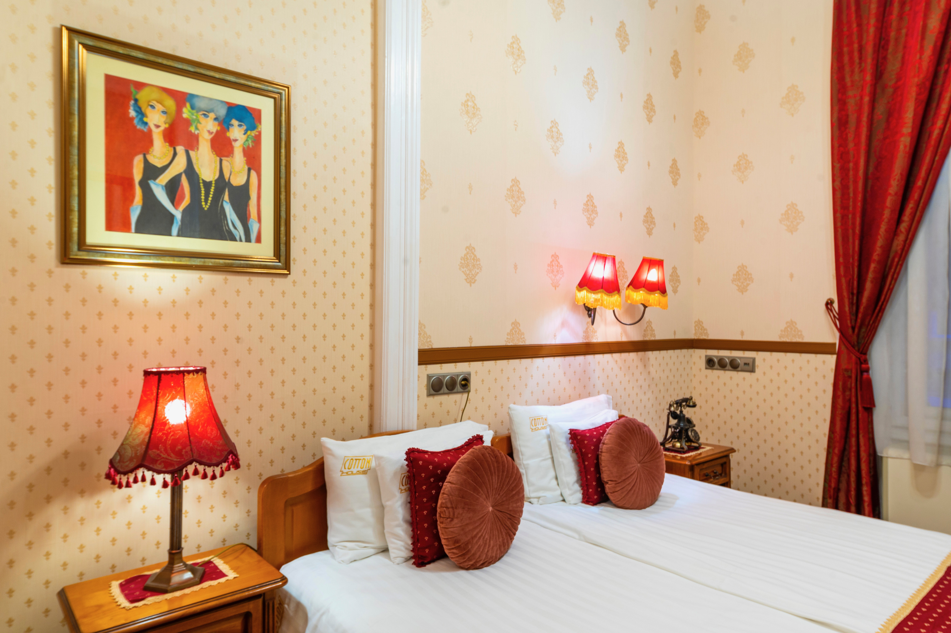 Double or Twin Standard