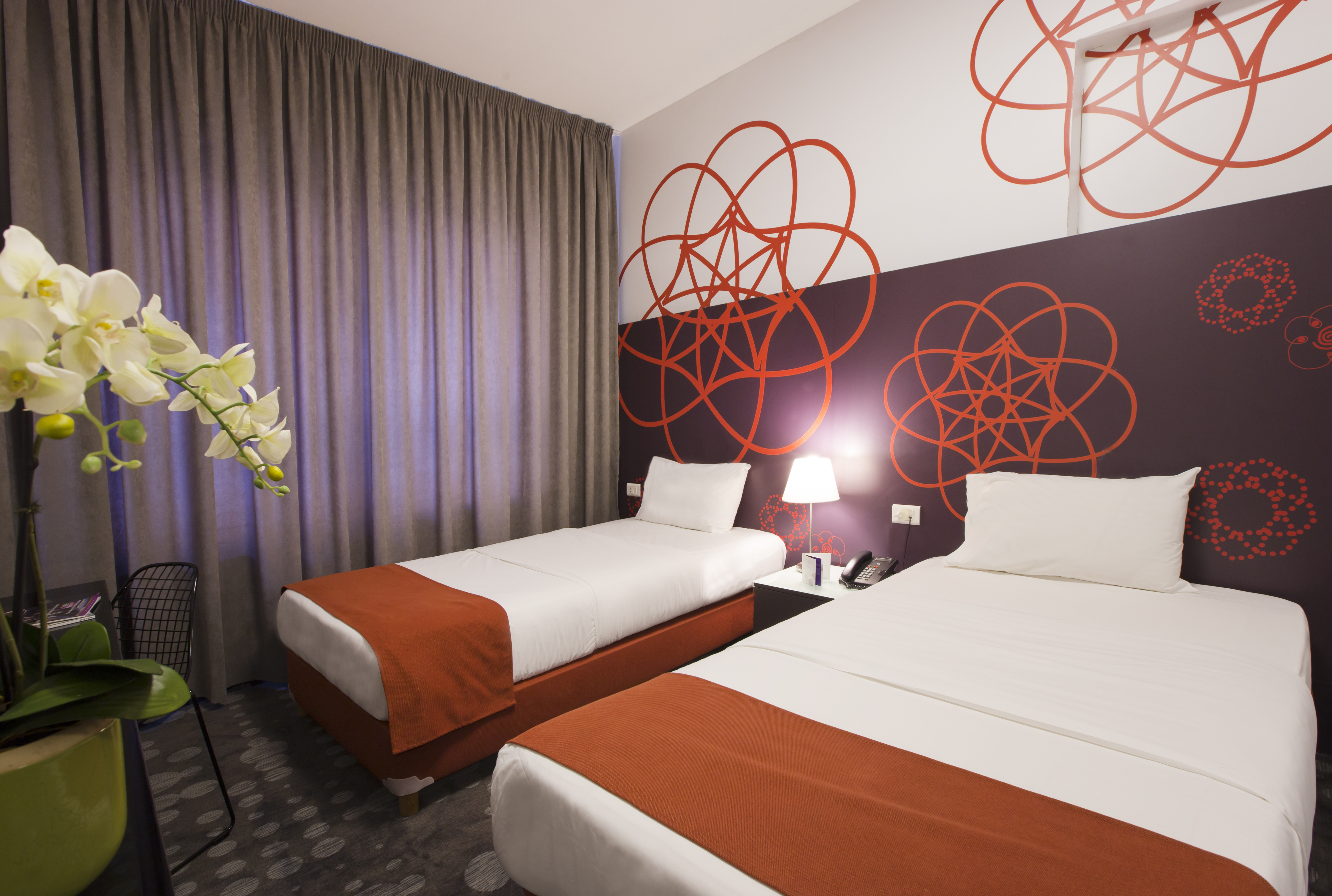 Double or Twin Deluxe