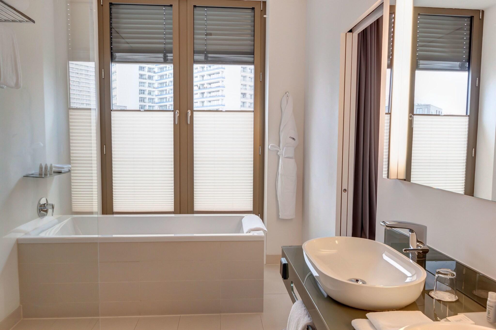 Junior Suite King Size Bed