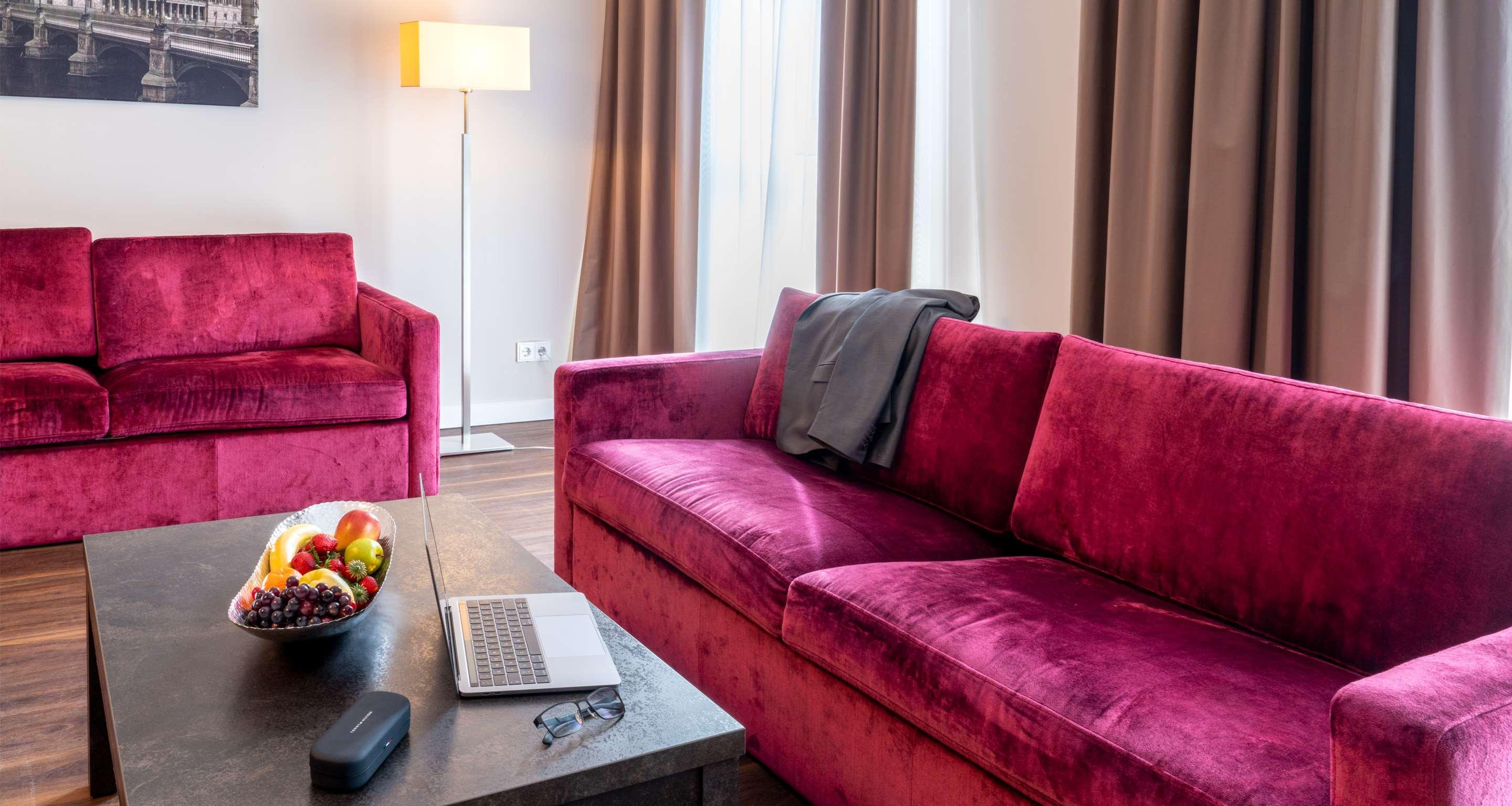 Suite Queen Size Bed