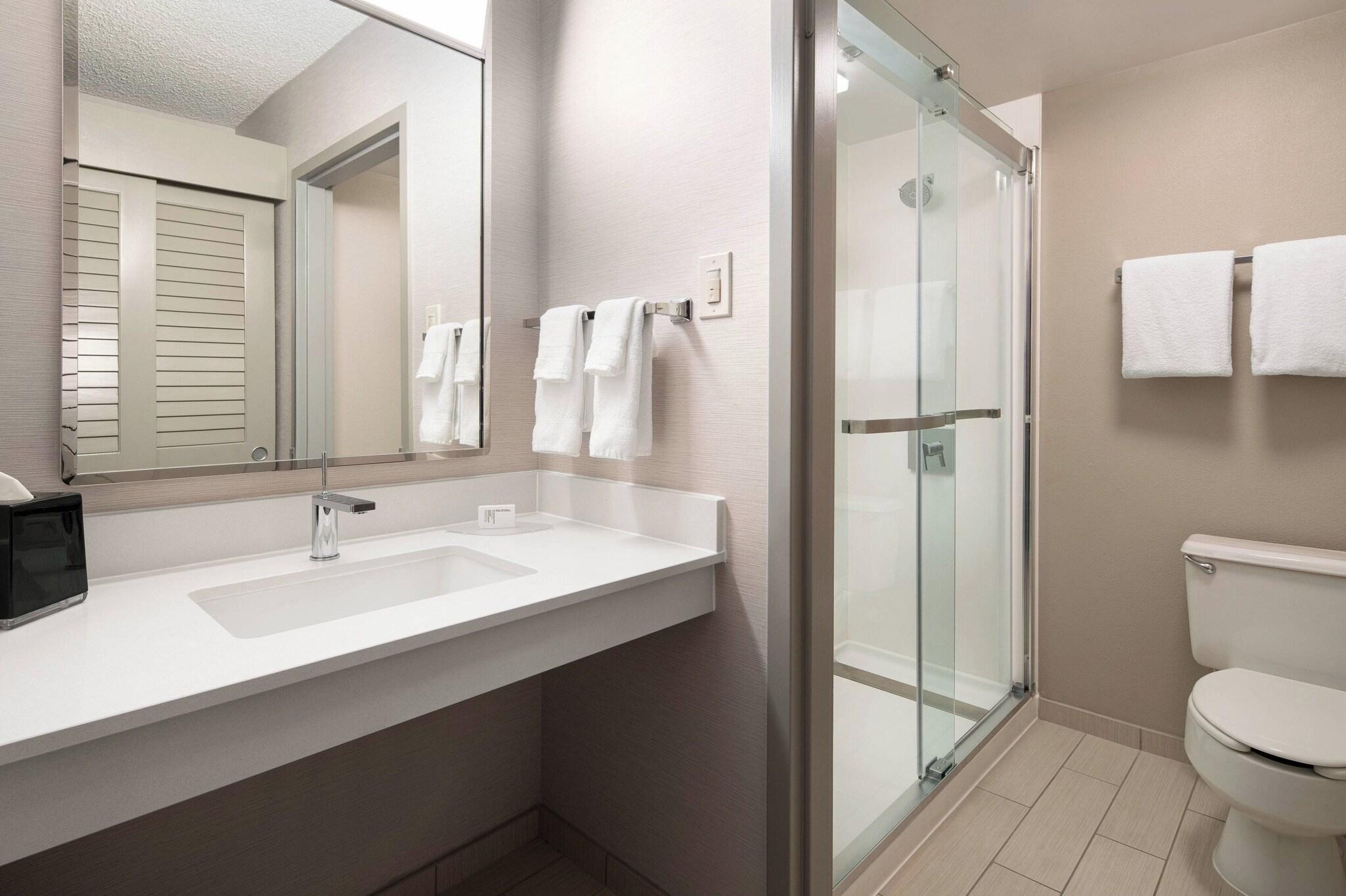 Quadruple Accessible-two Queen Beds