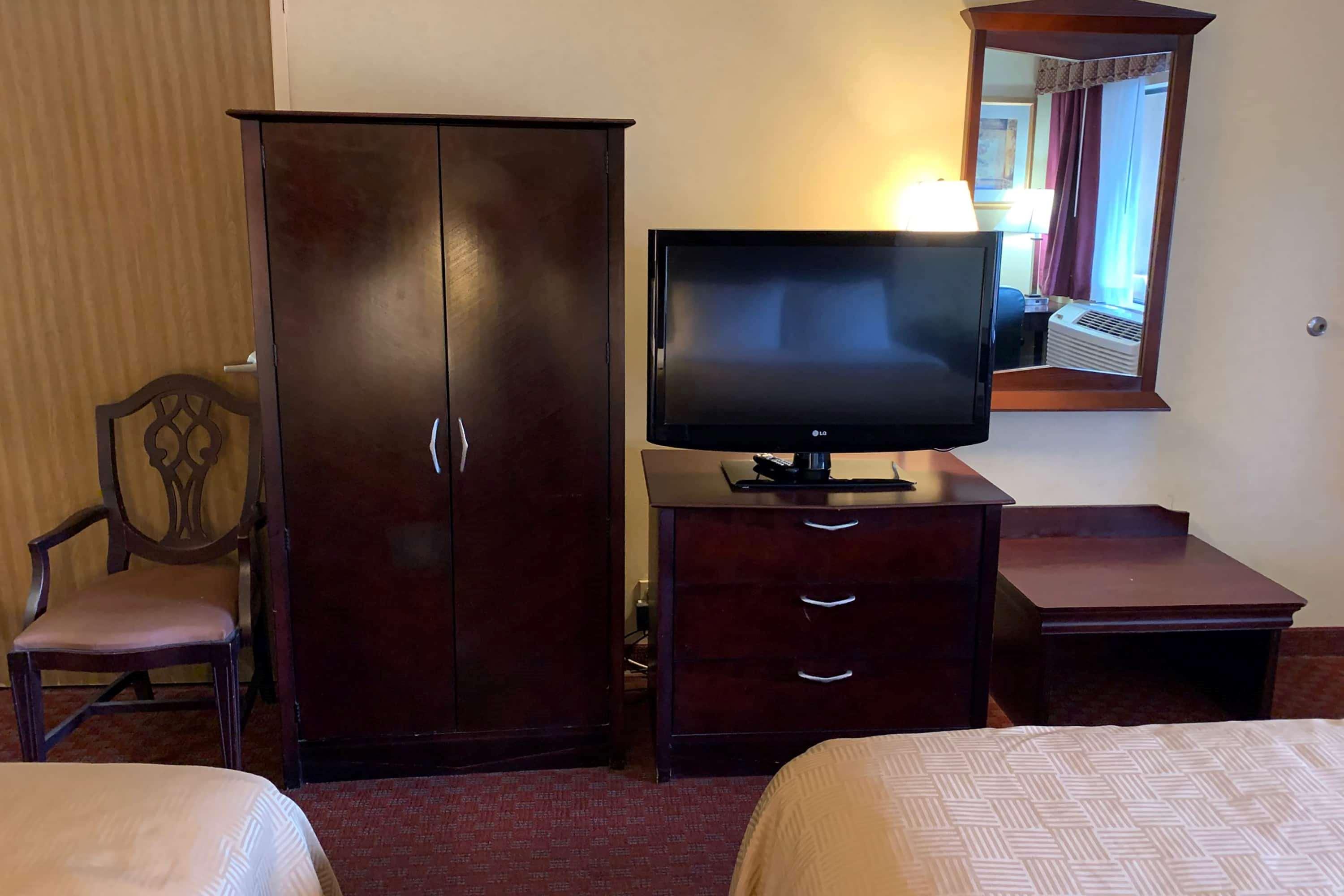 Room Accessible-two Queen Beds
