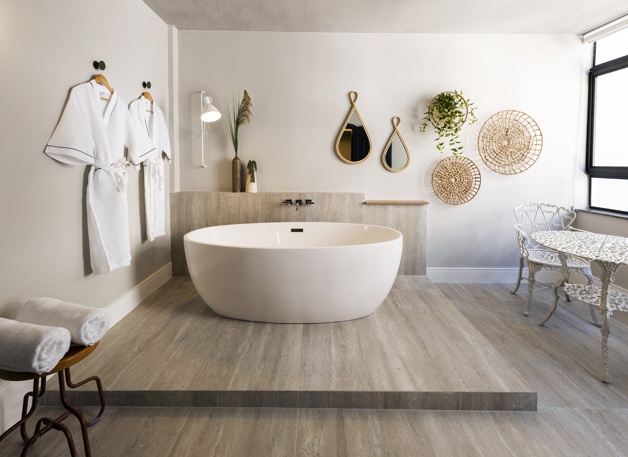 Apartment Capacity 4