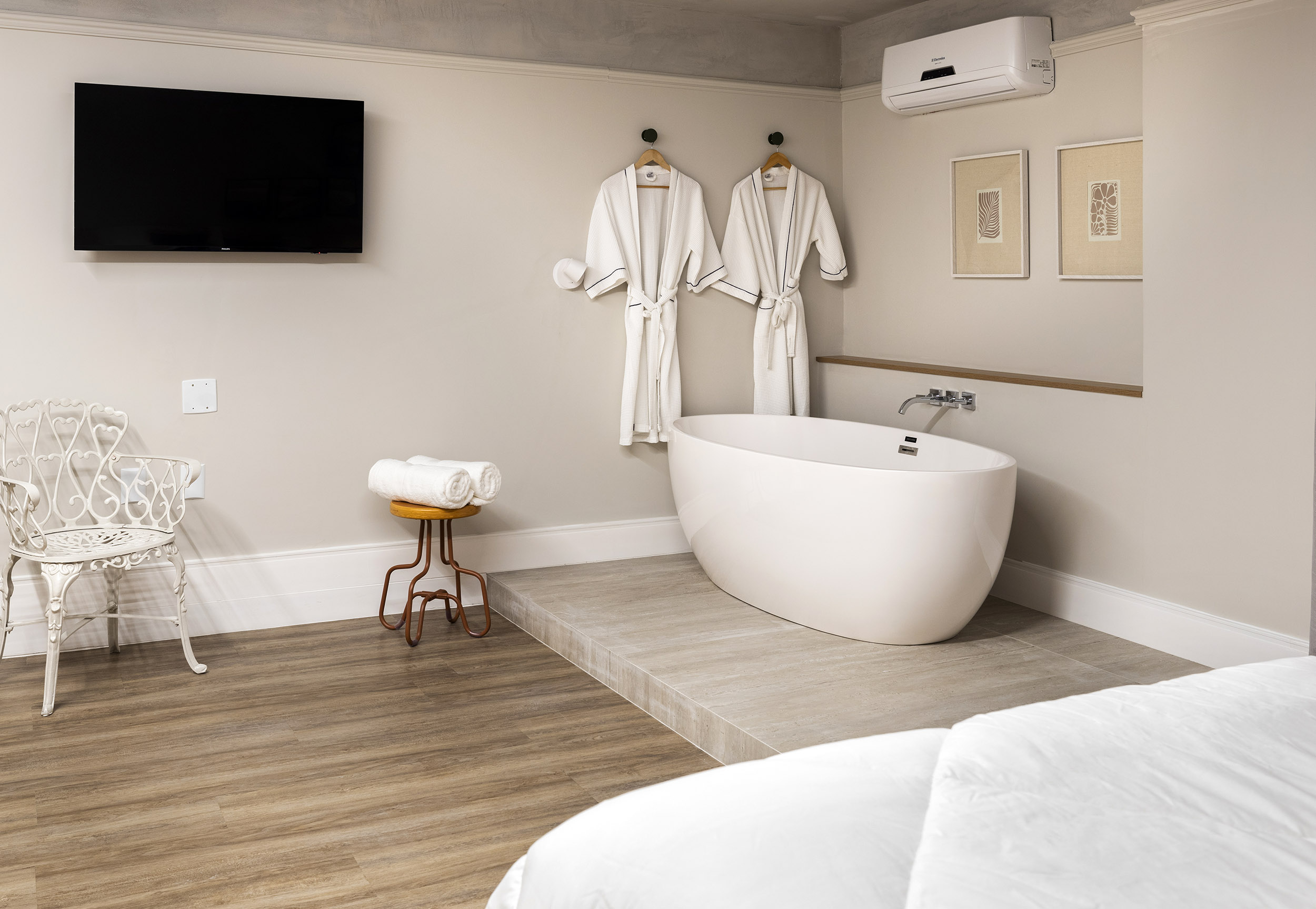 Apartment Capacity 2