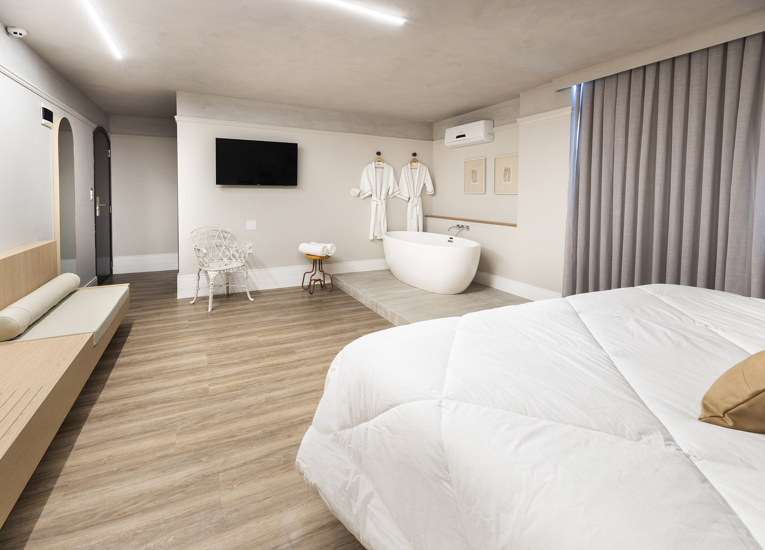 Apartment Capacity 1