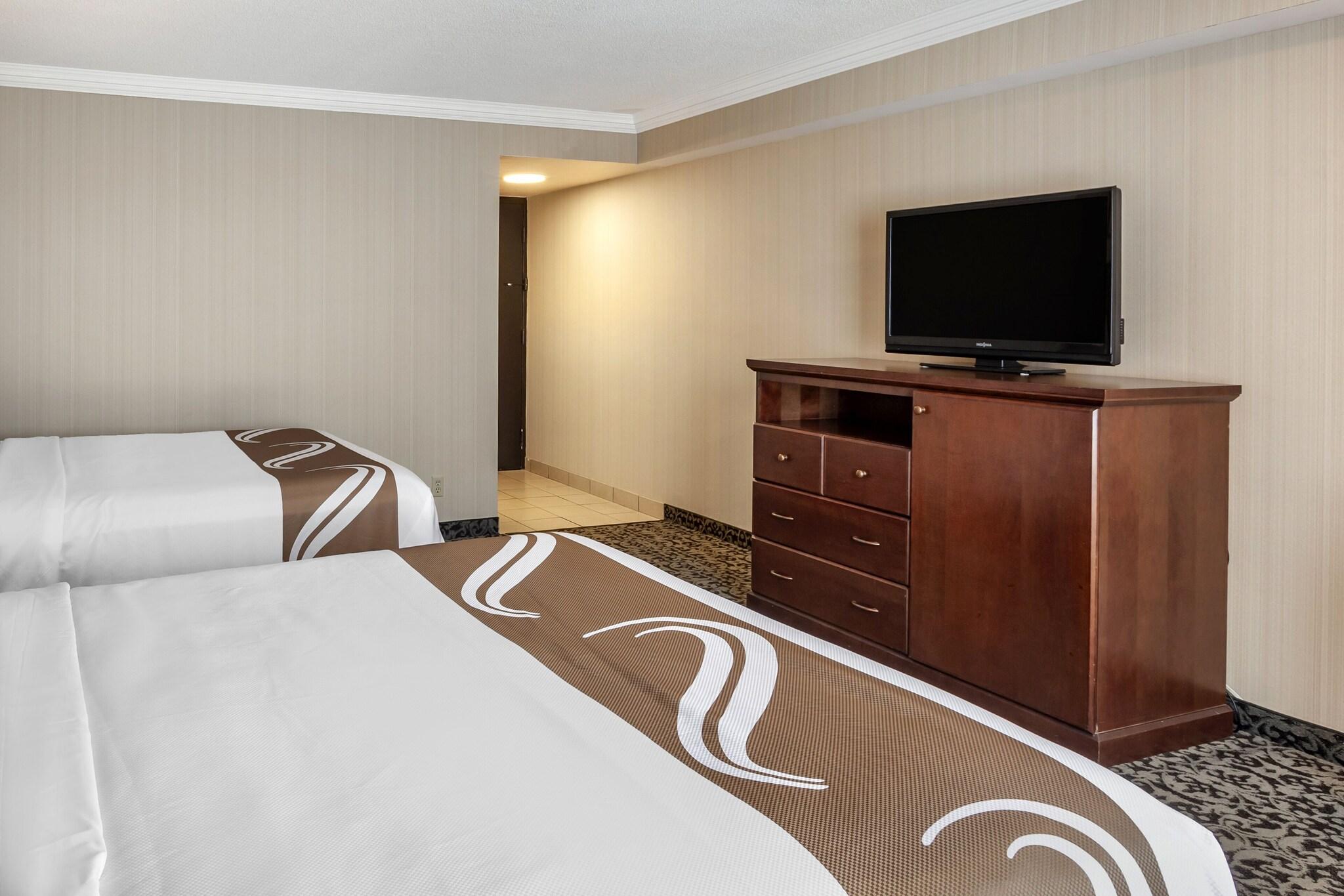 Double or Twin Two Queen Beds