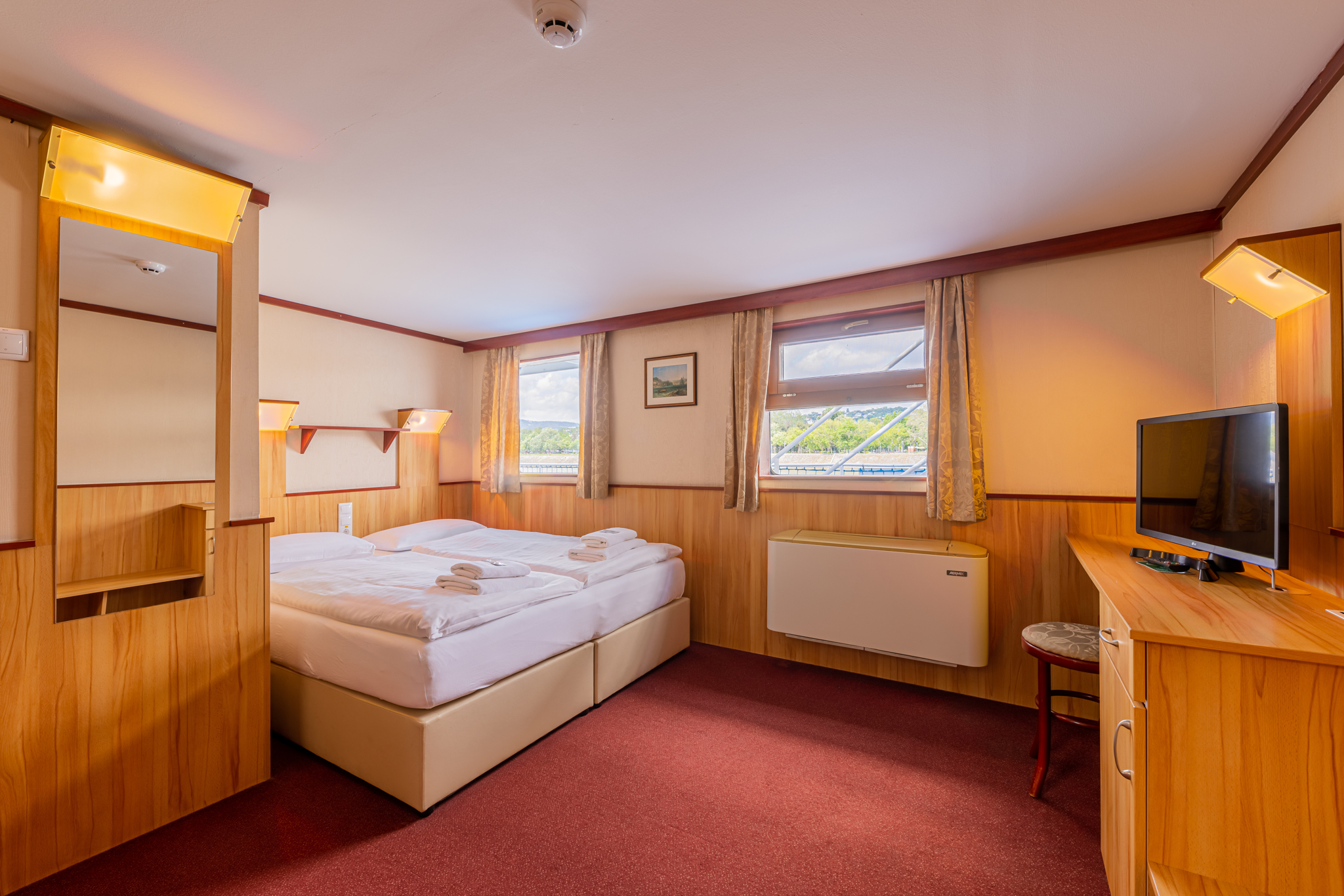 Double or Twin Standard