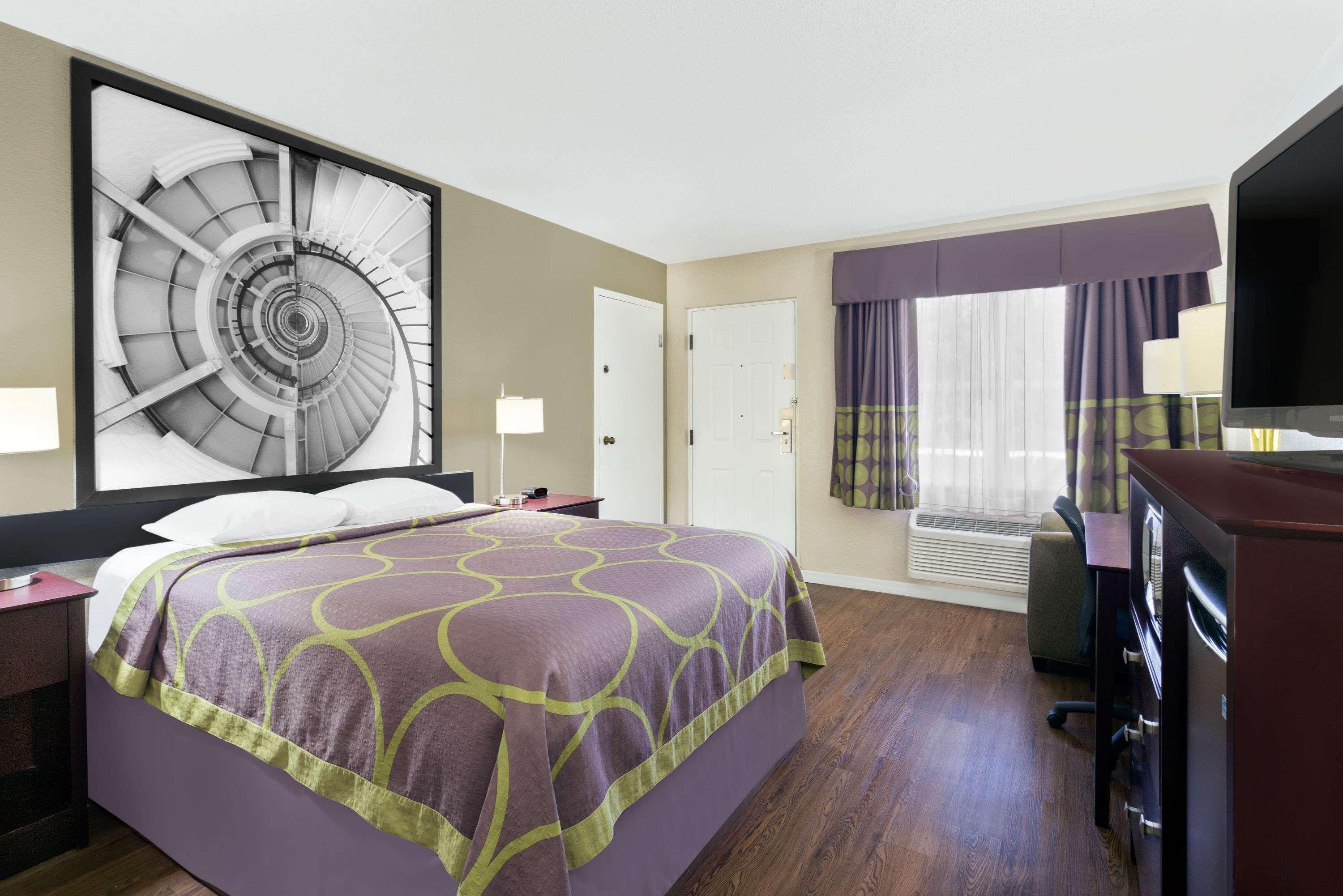 Double Queen Size Bed