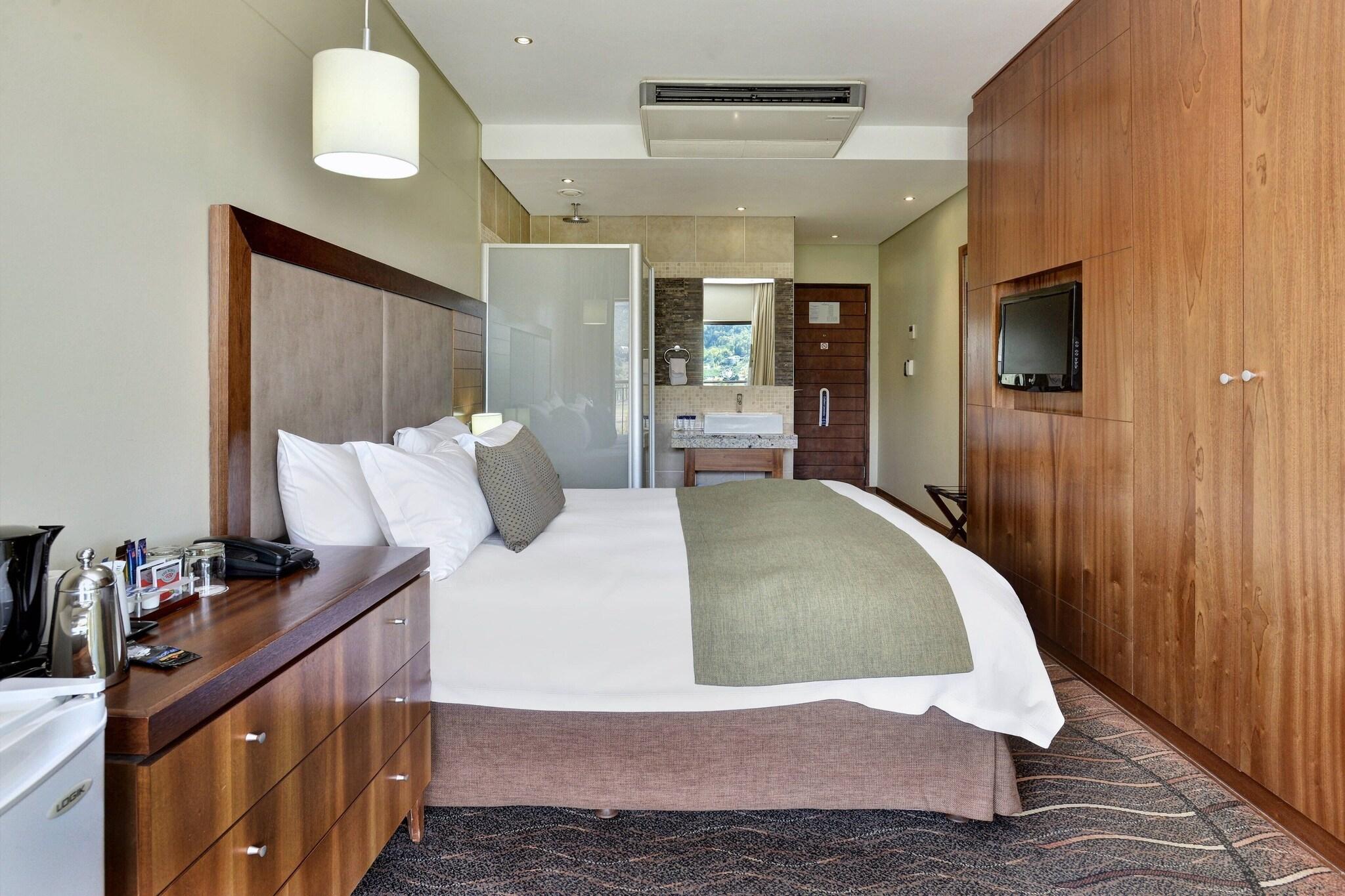 Double King Size Bed