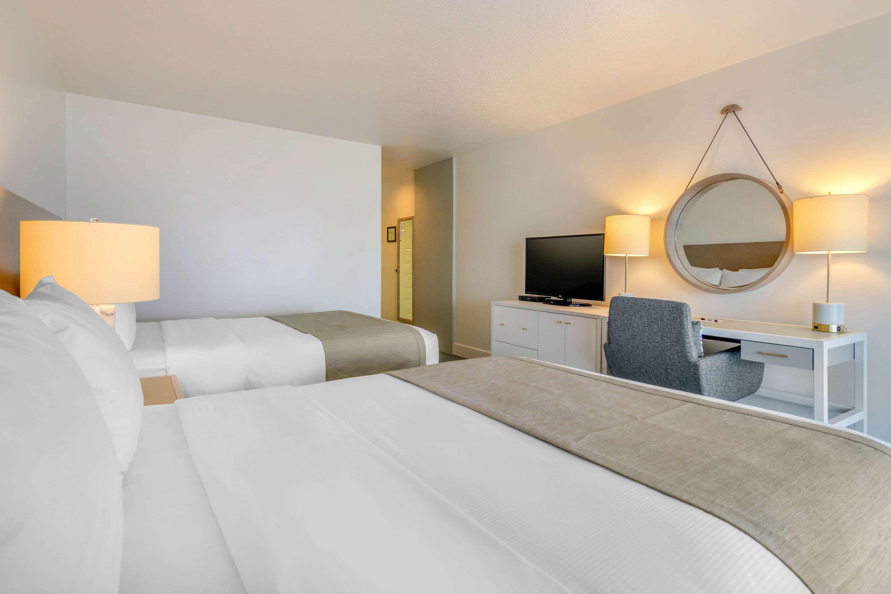 Double Two Queen Beds