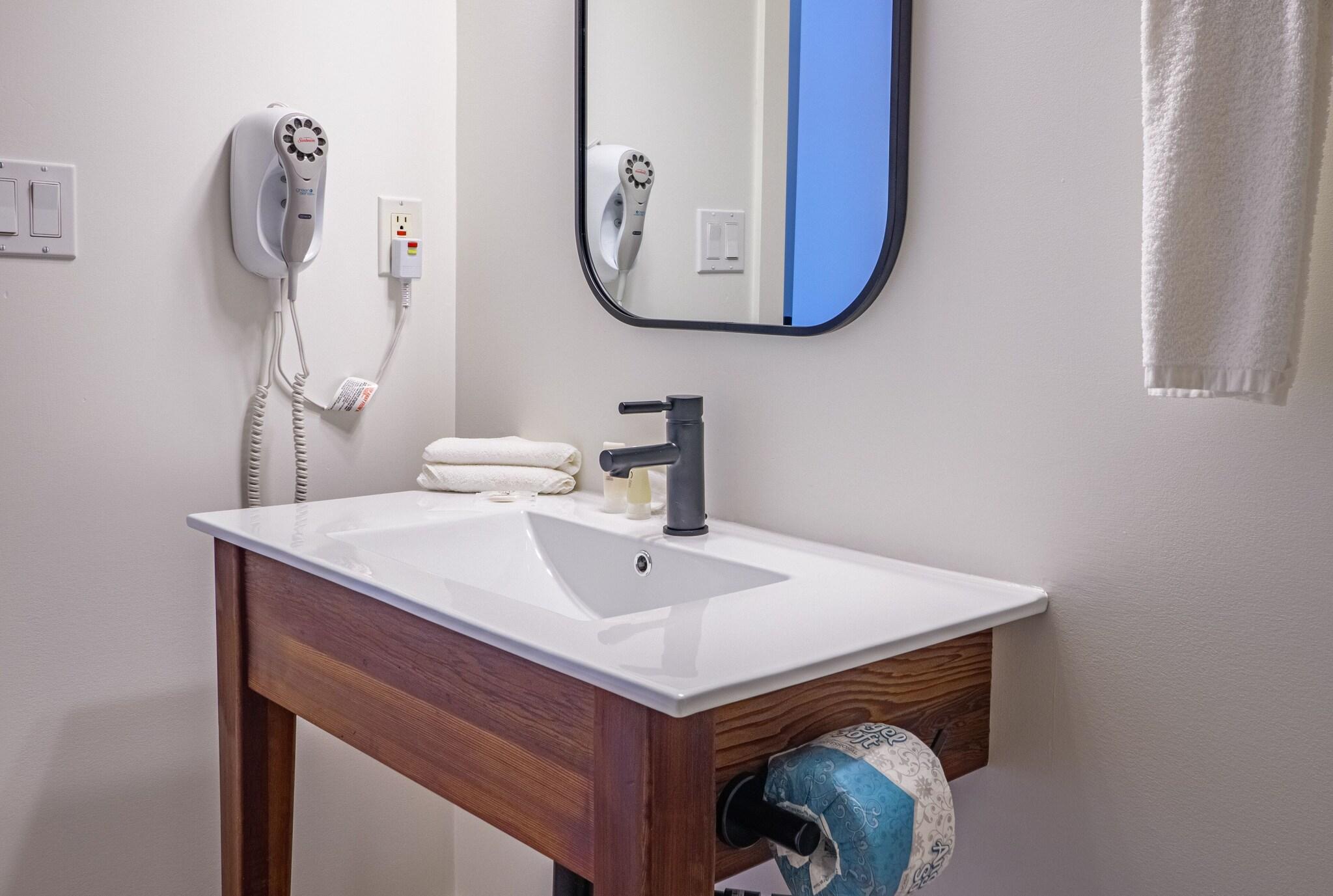 Suite with Kitchenette