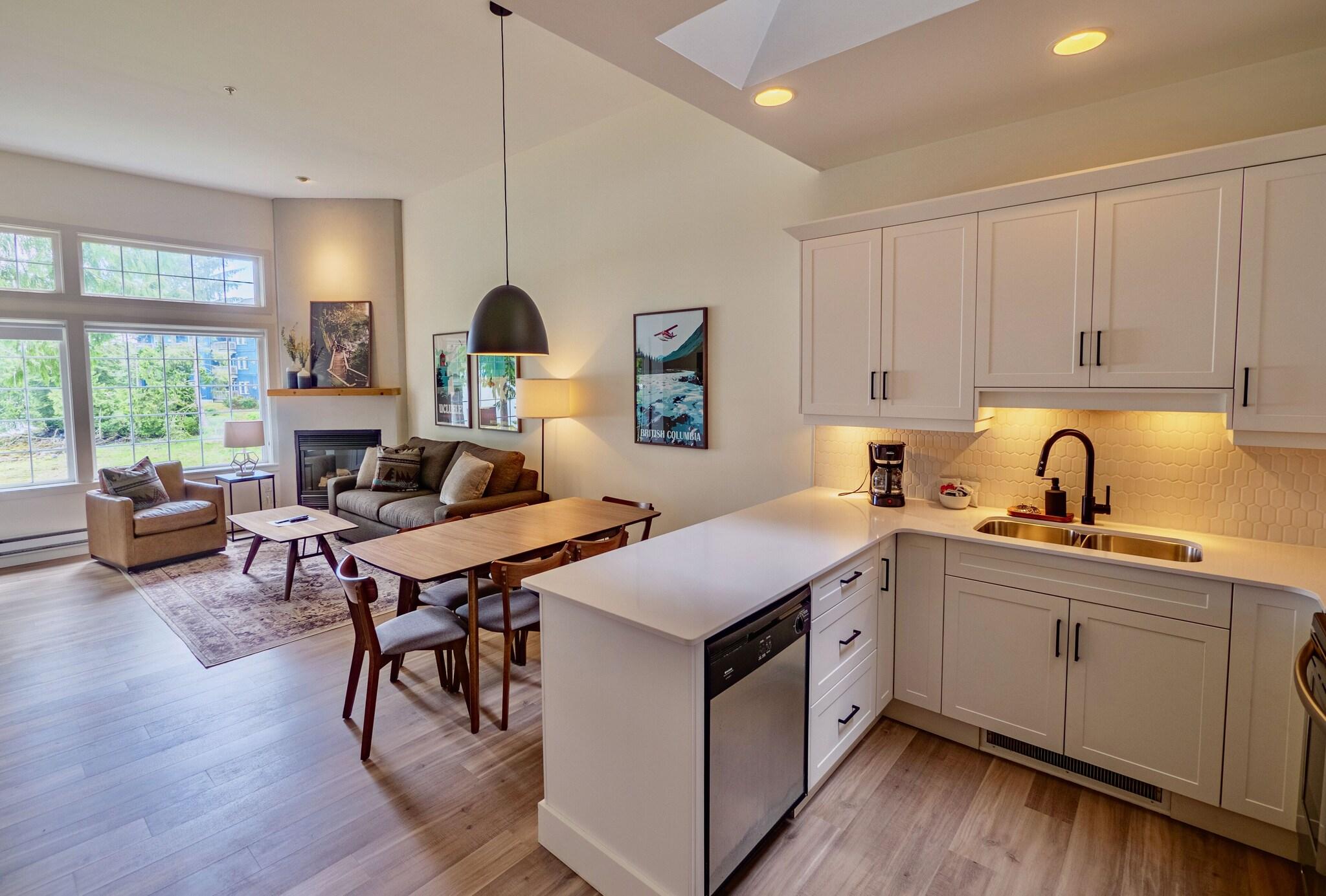 Suite with Kitchenette