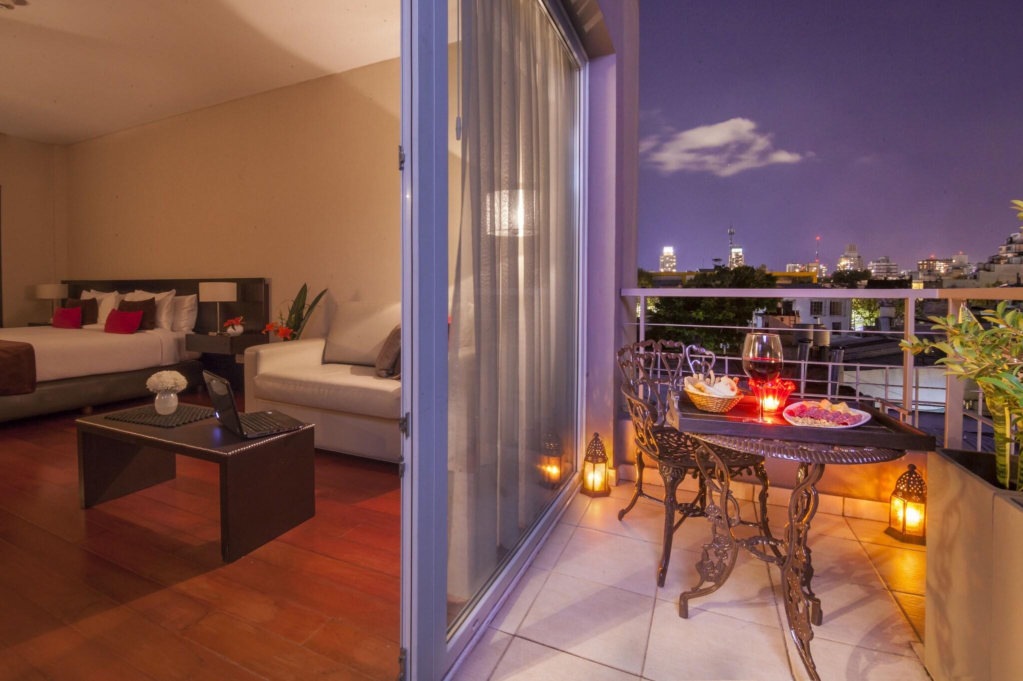 Studio King Size Bed