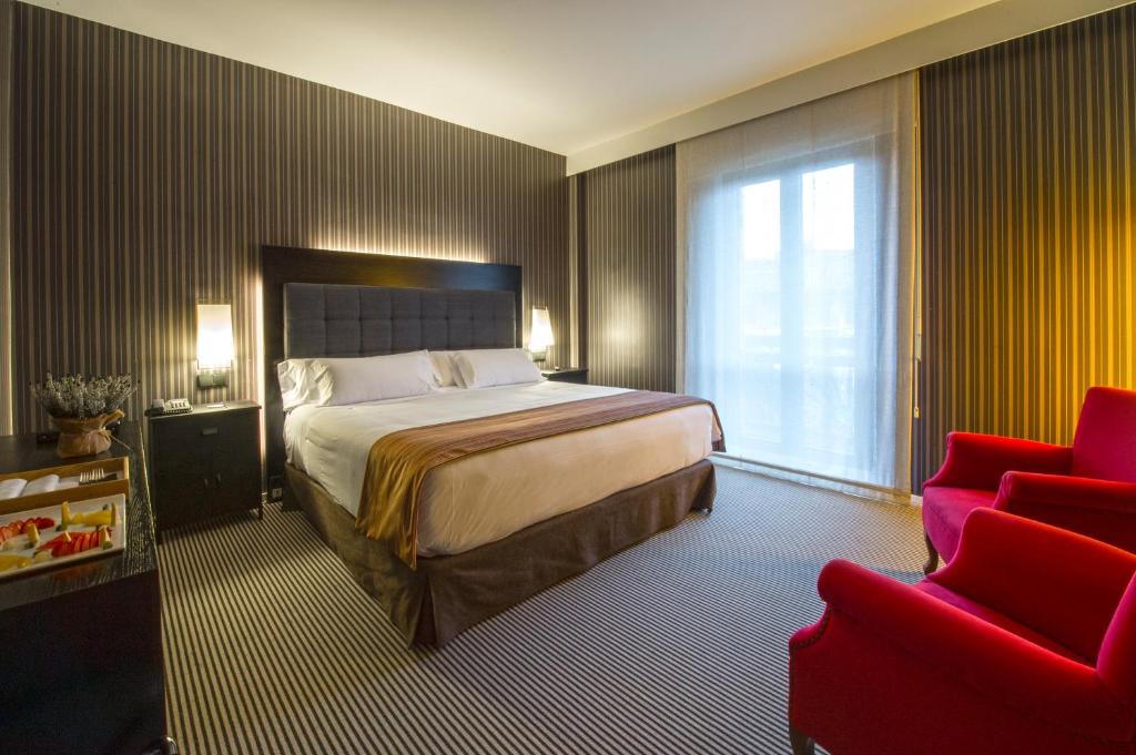 Double or Twin Club City View