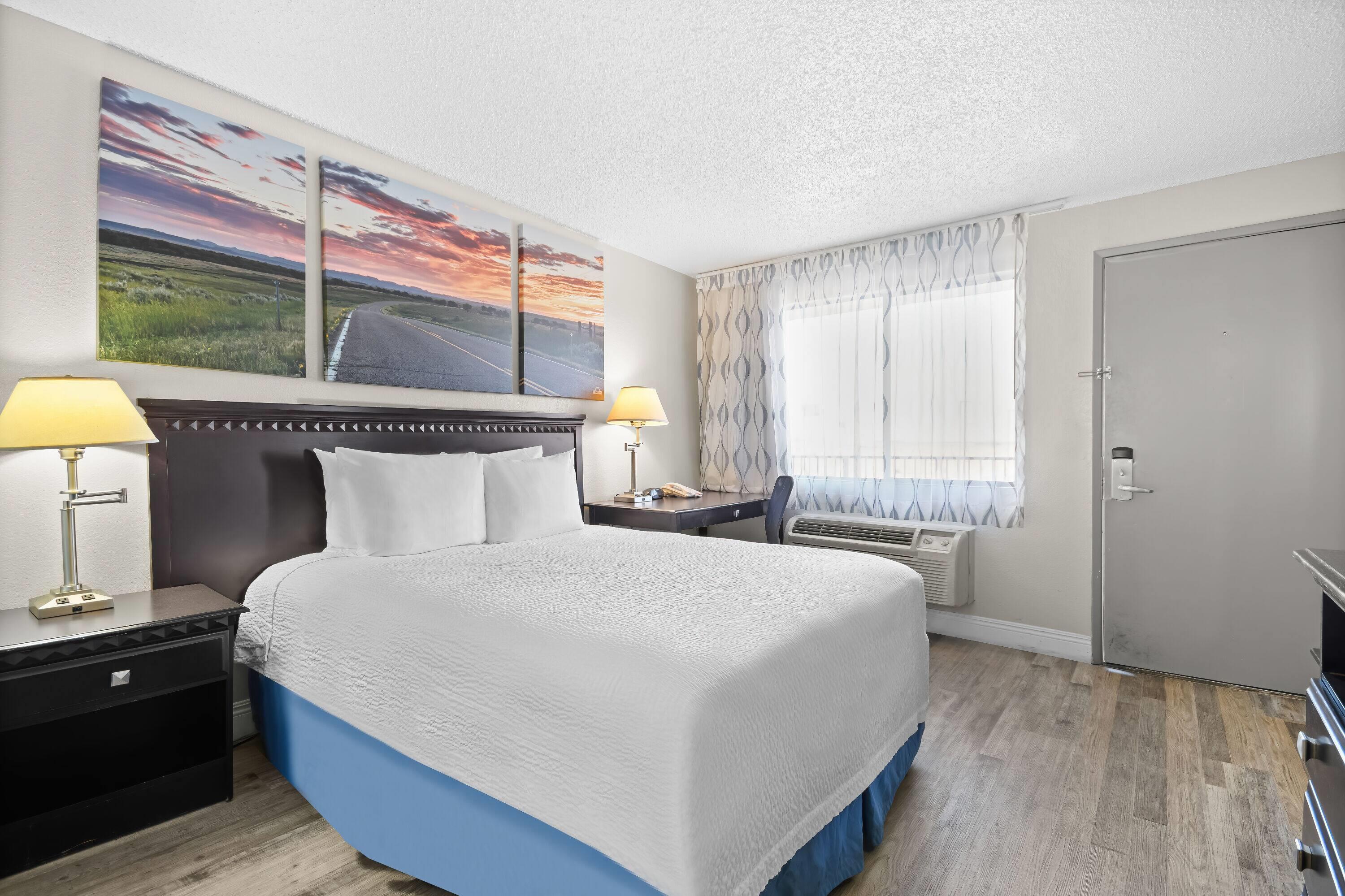 Double Queen Bed Non Smoking