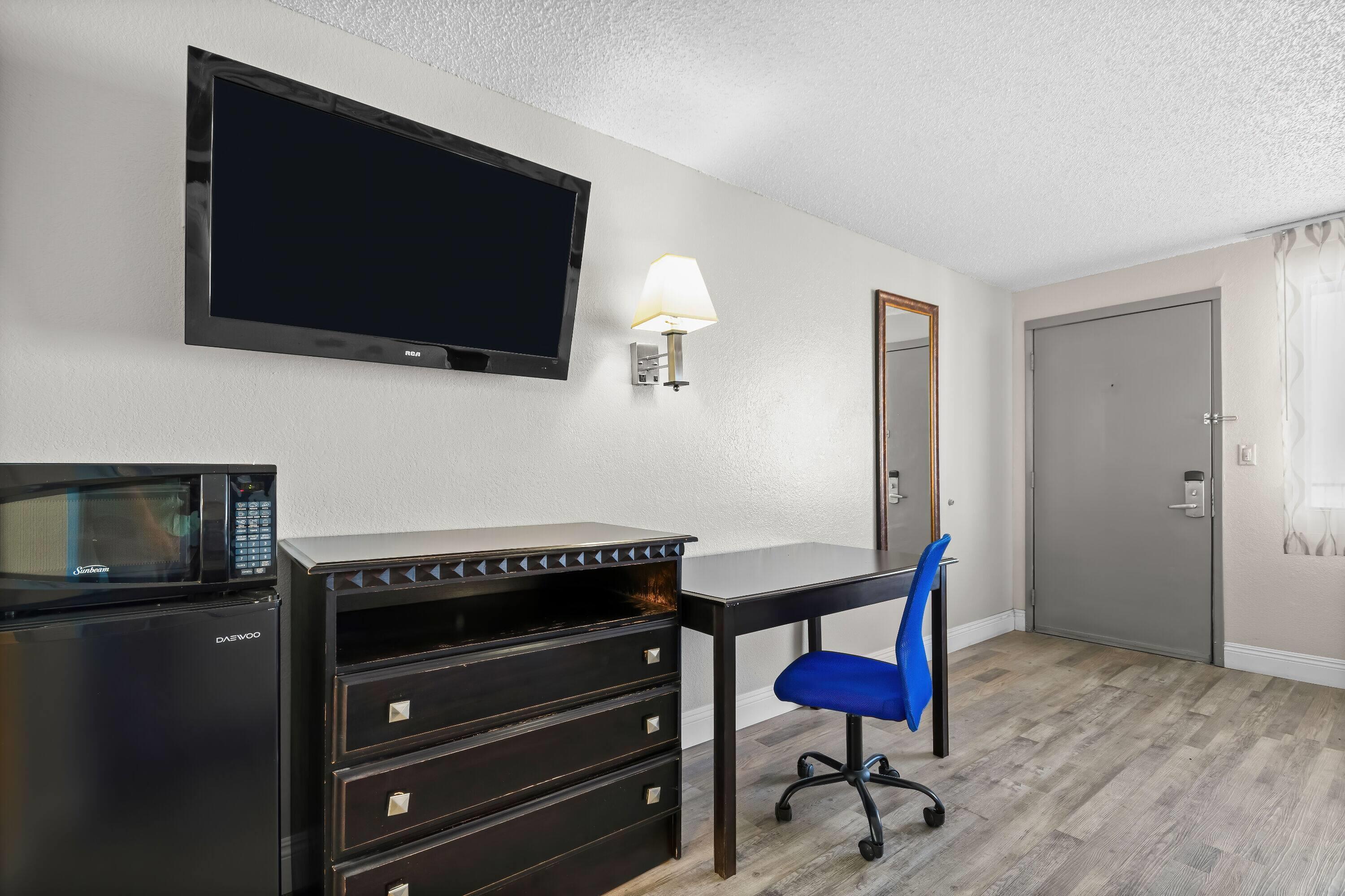 Room Two Queen Beds Non Smoking