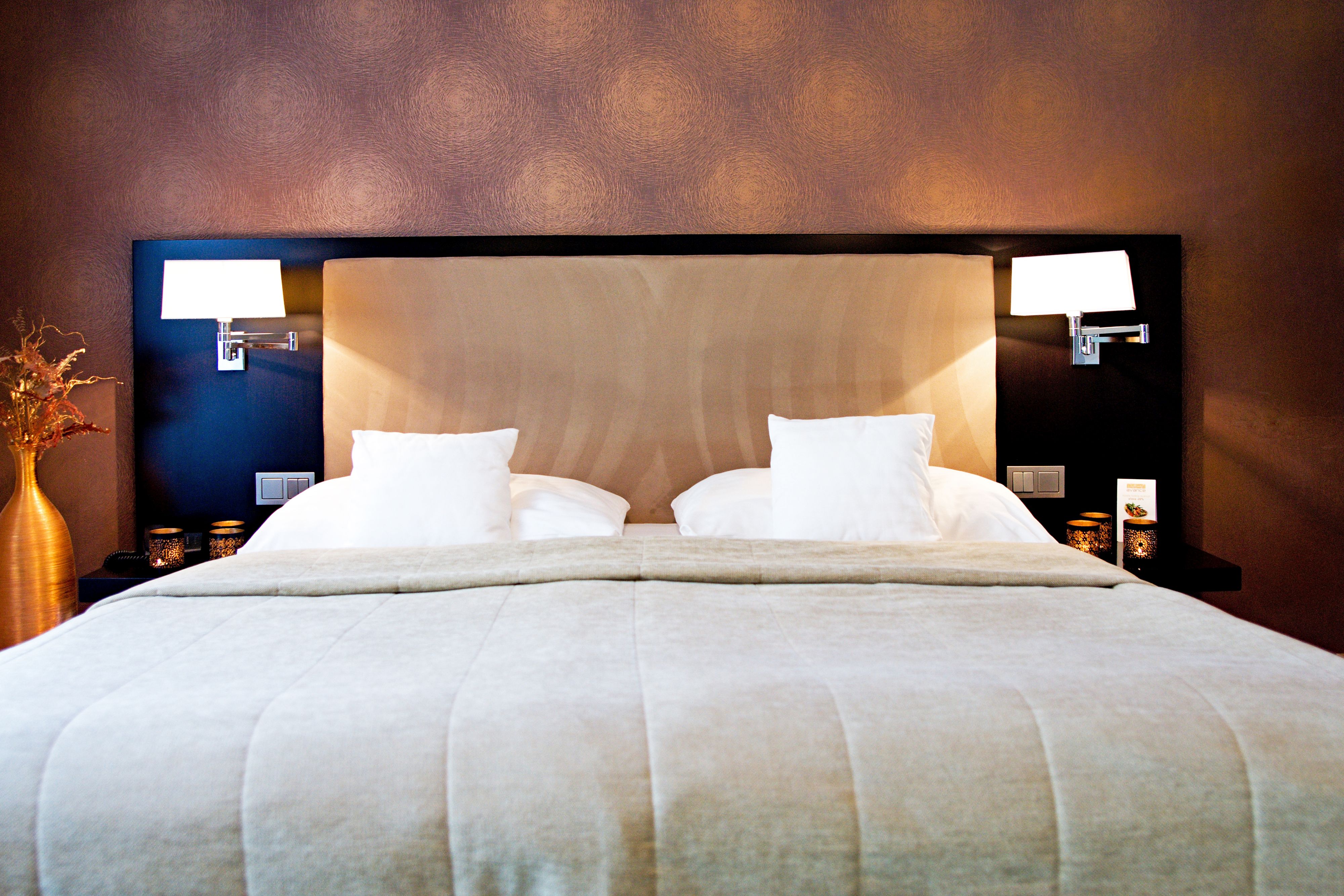 Double Single Business