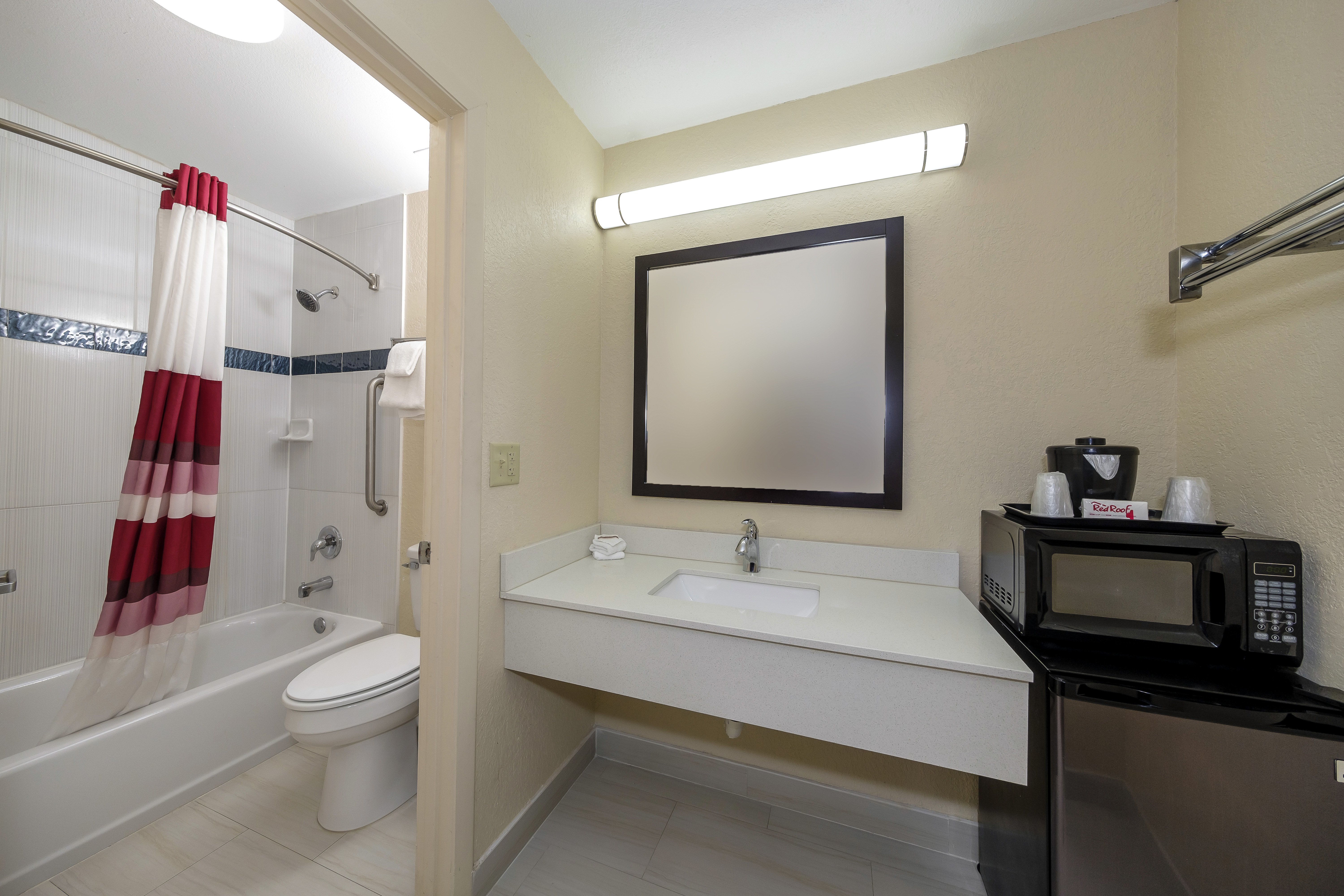 Double Deluxe Two Beds