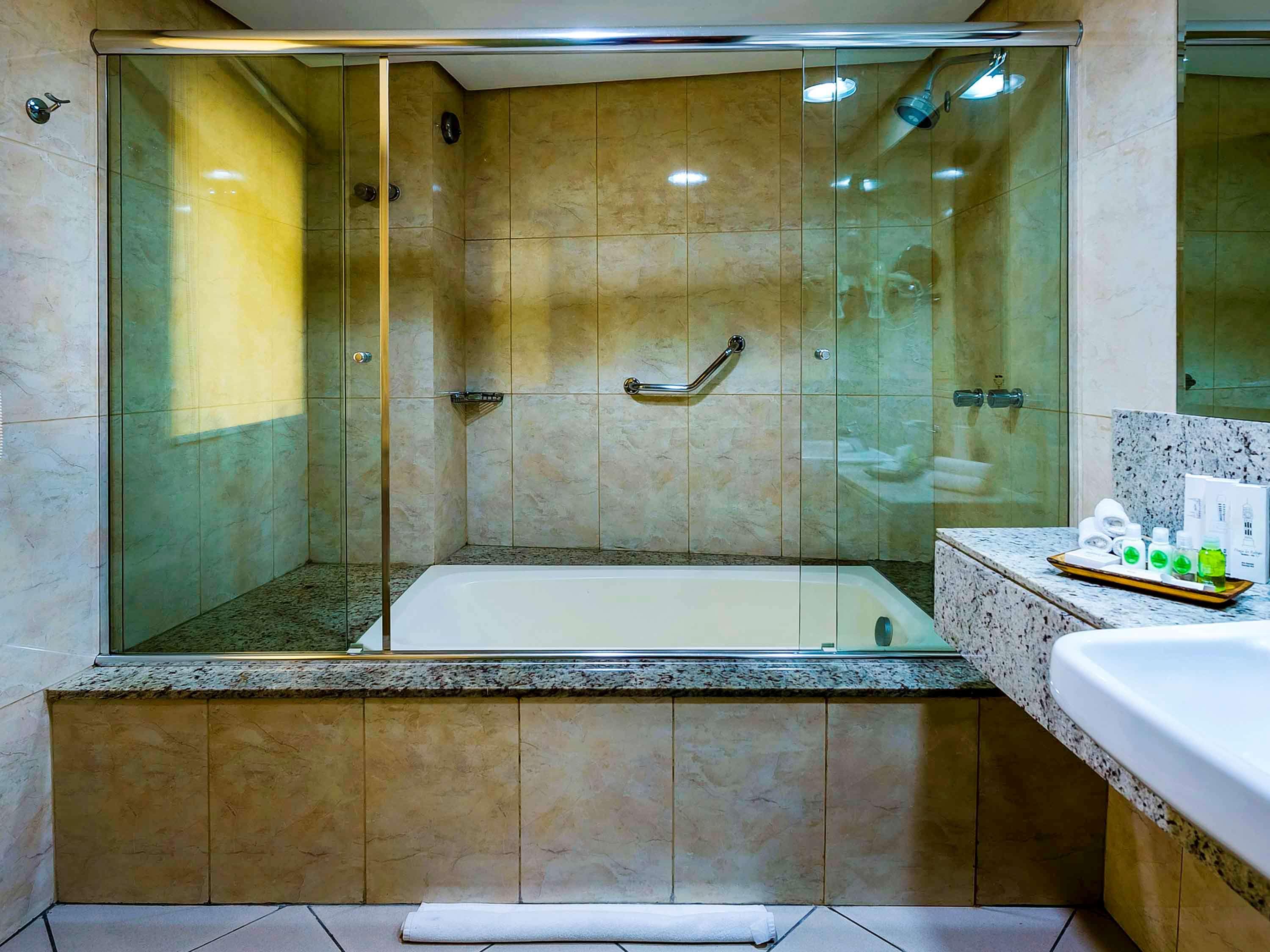 Junior Suite King Size Bed