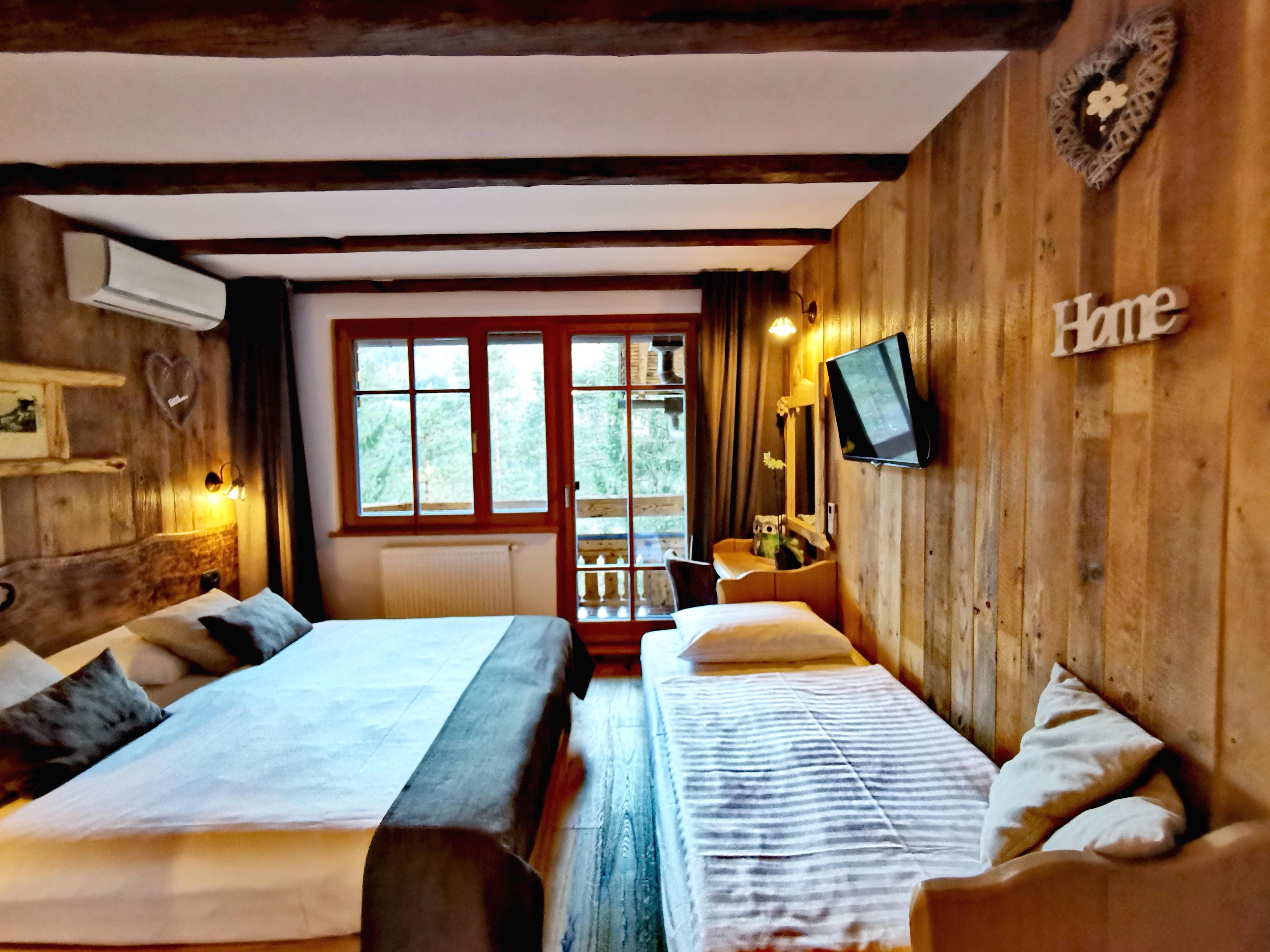 Double or Twin Standard