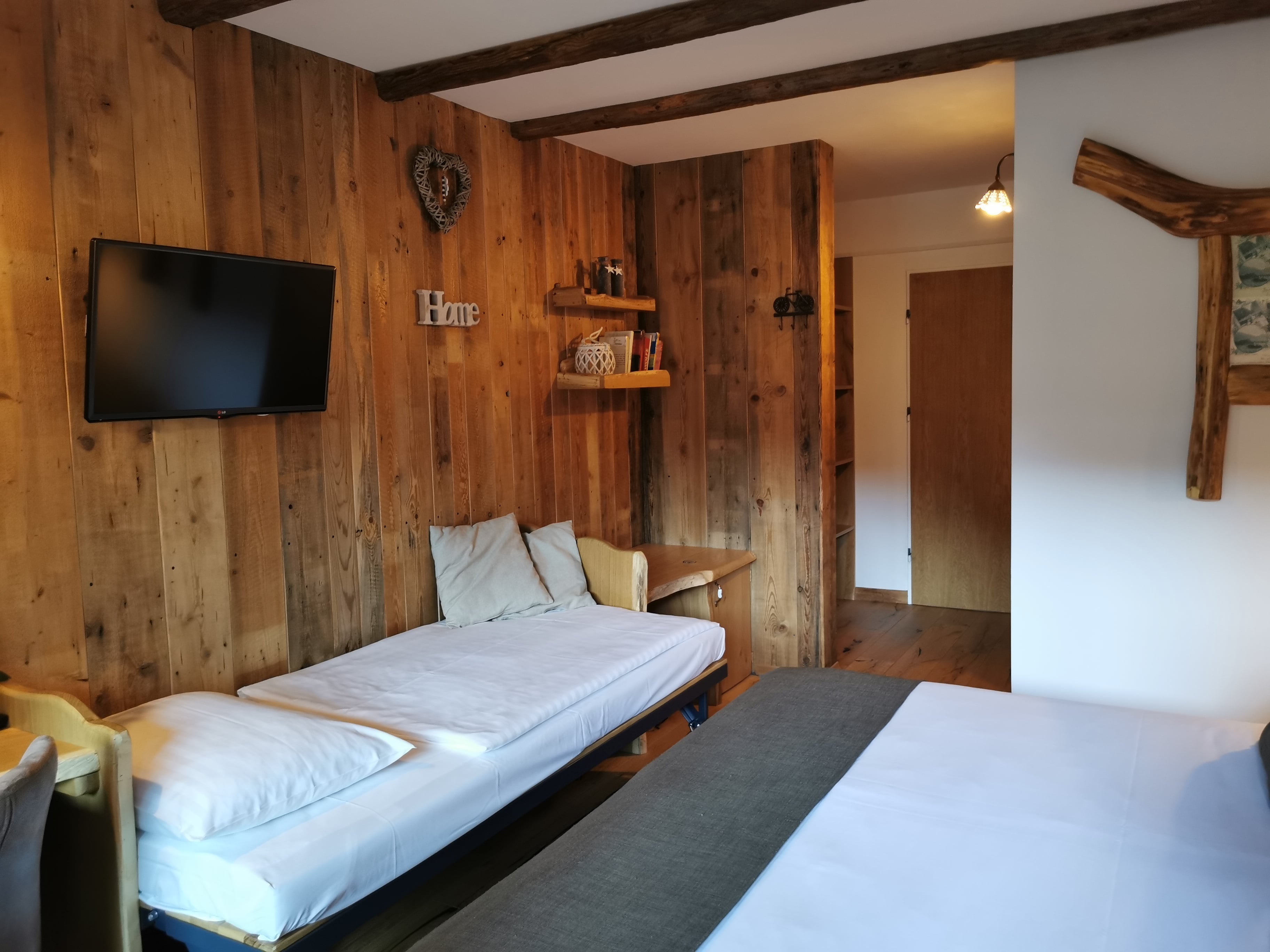 Double or Twin Standard