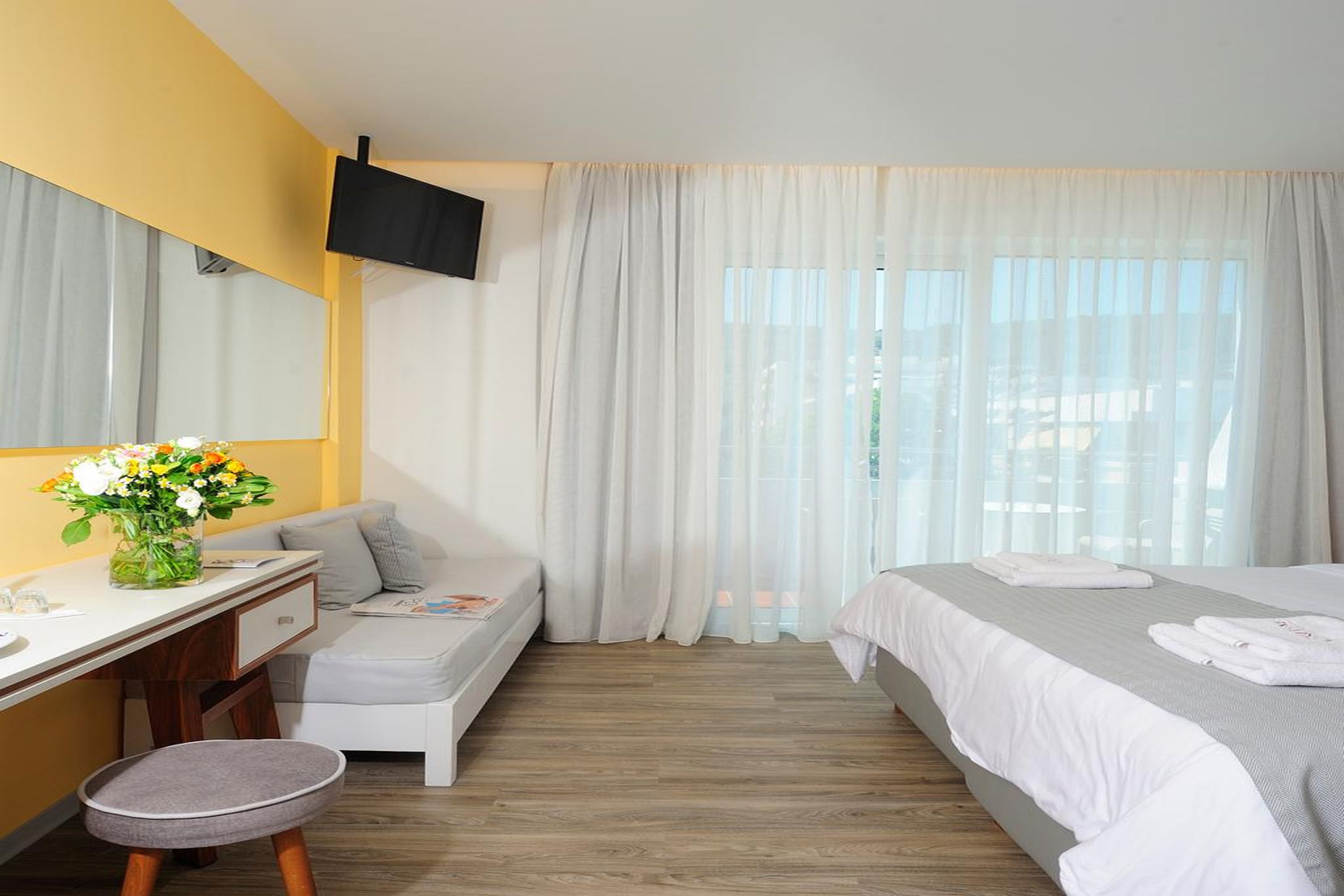 Double or Twin Superior Land View