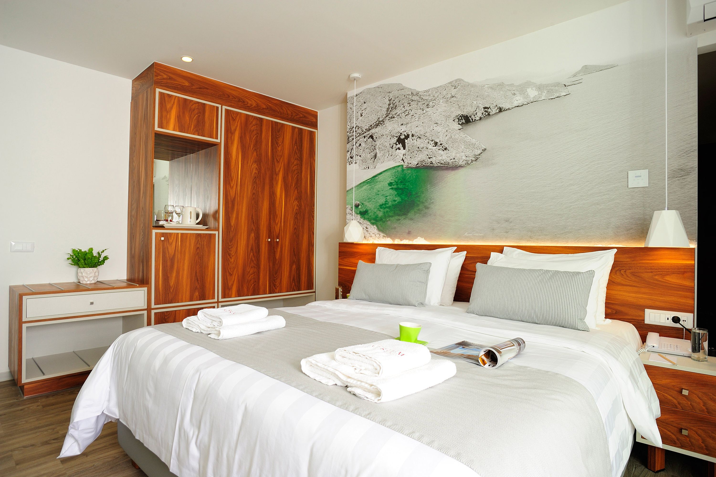 Double or Twin Deluxe Pool View