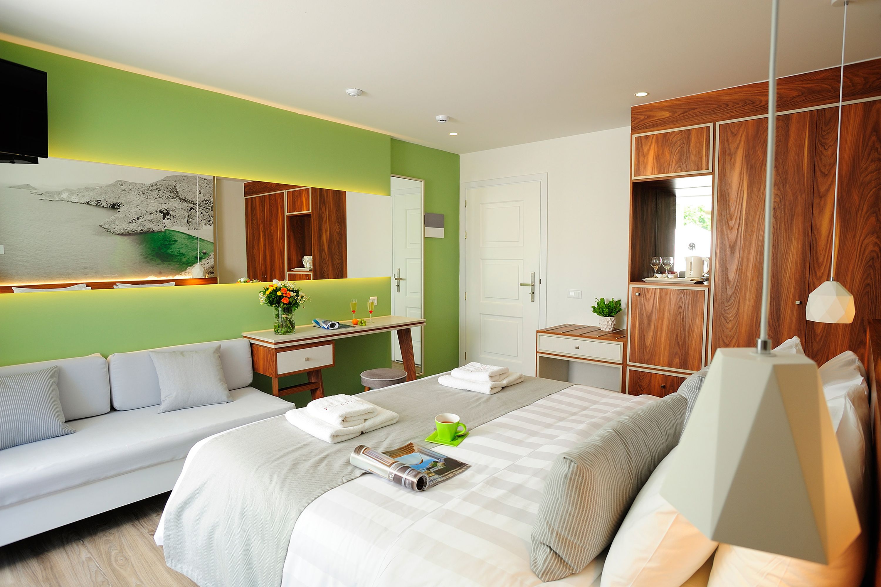 Double or Twin Deluxe Pool View