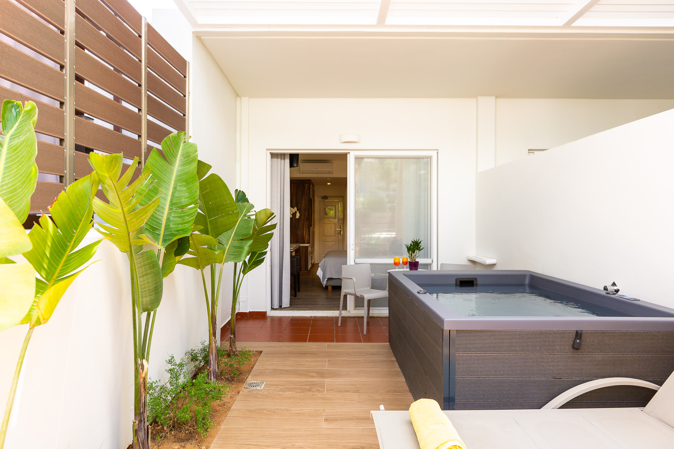 Junior Suite with Jacuzzi