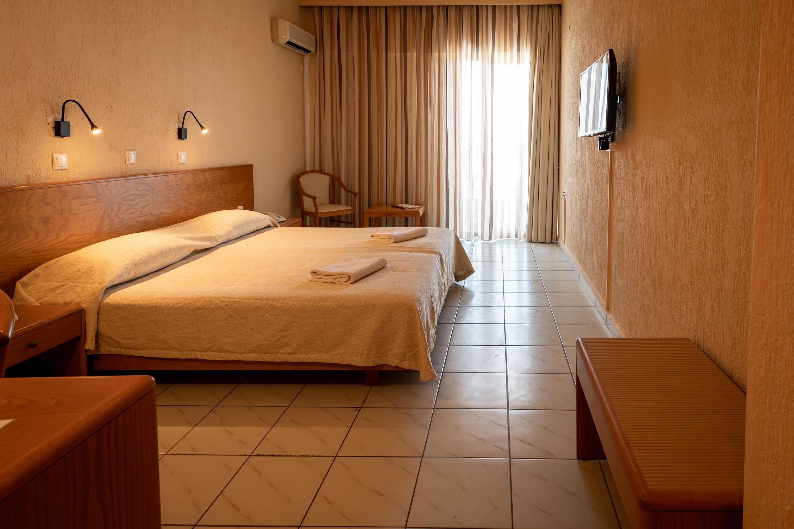 Double or Twin Annex