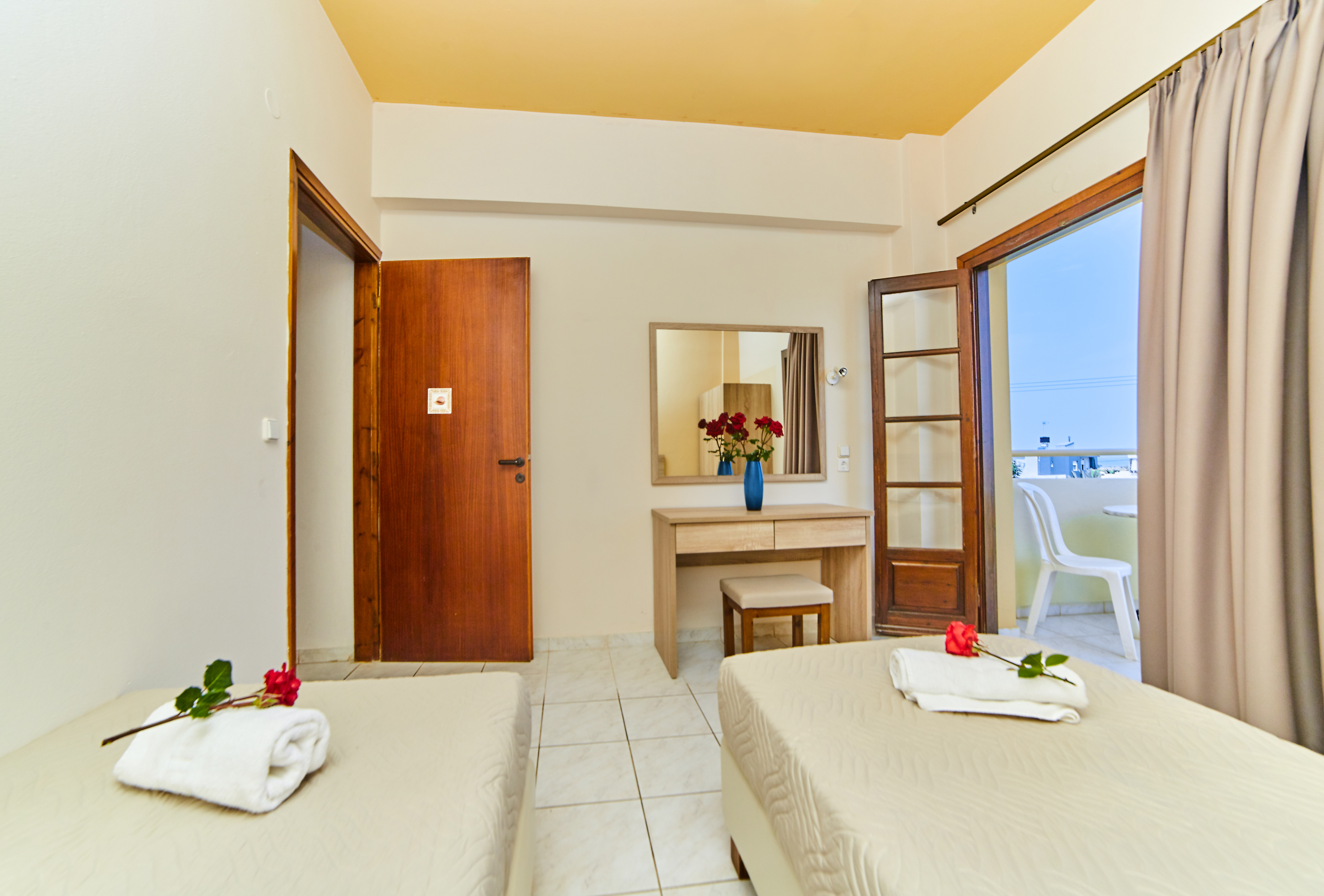 Apartment Capacity 4