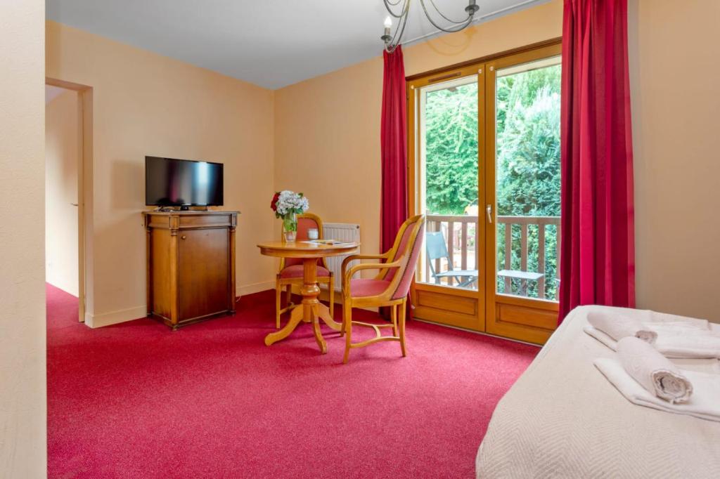 Family Room Standard