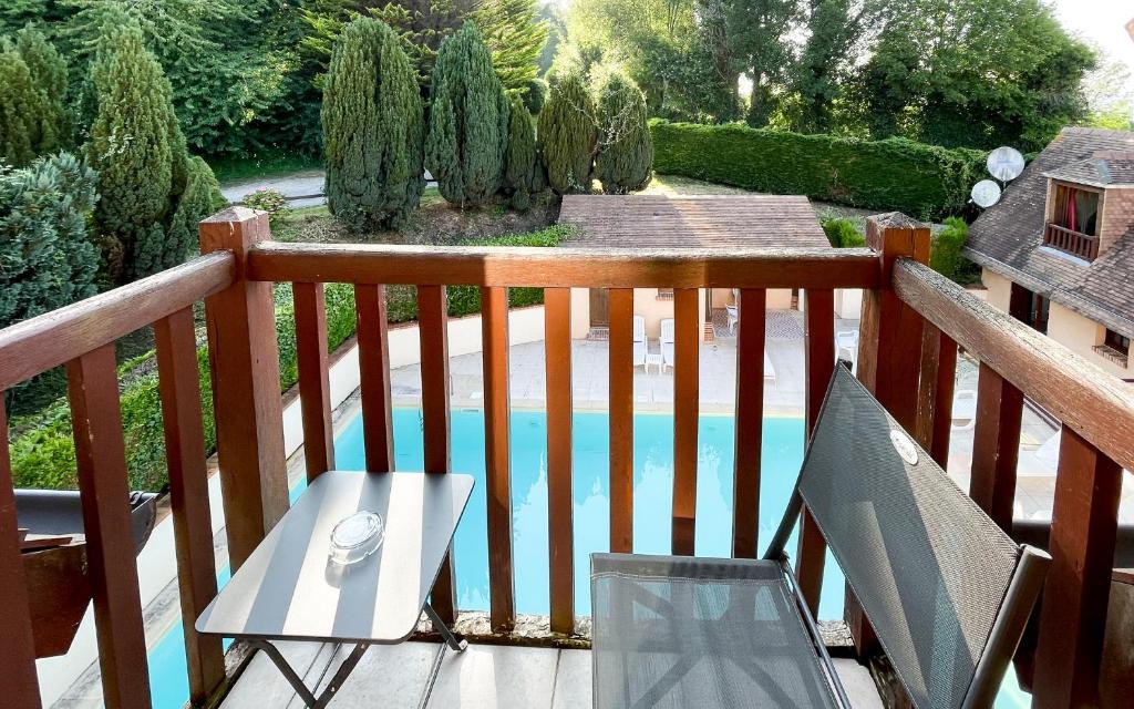 Double Superior Pool View