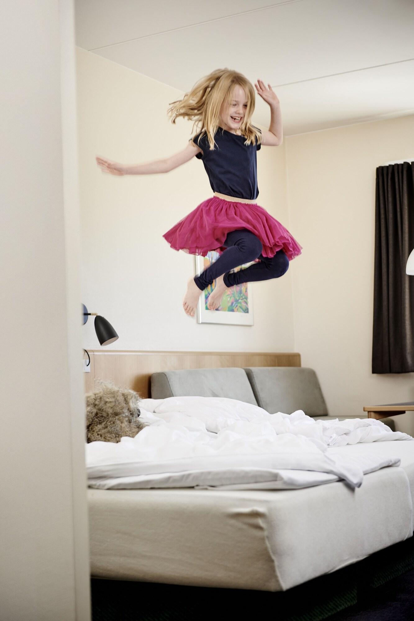 Family Room Three Beds