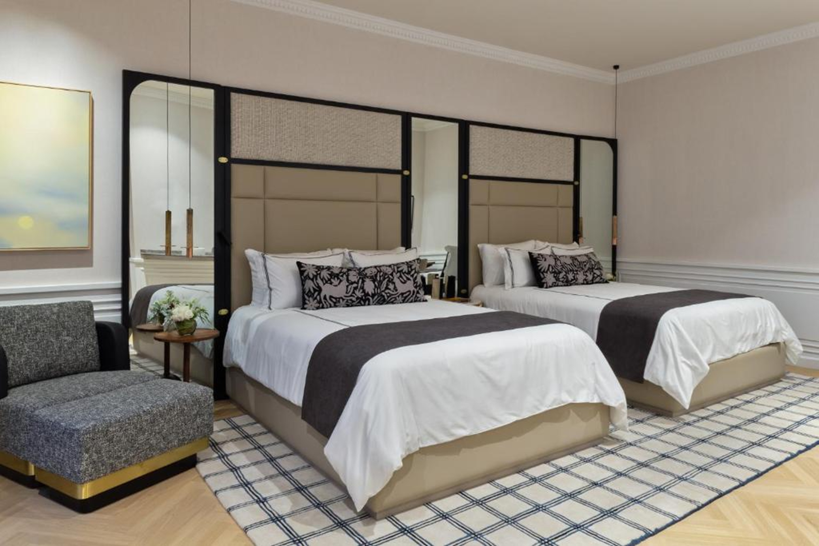 Room Two Beds