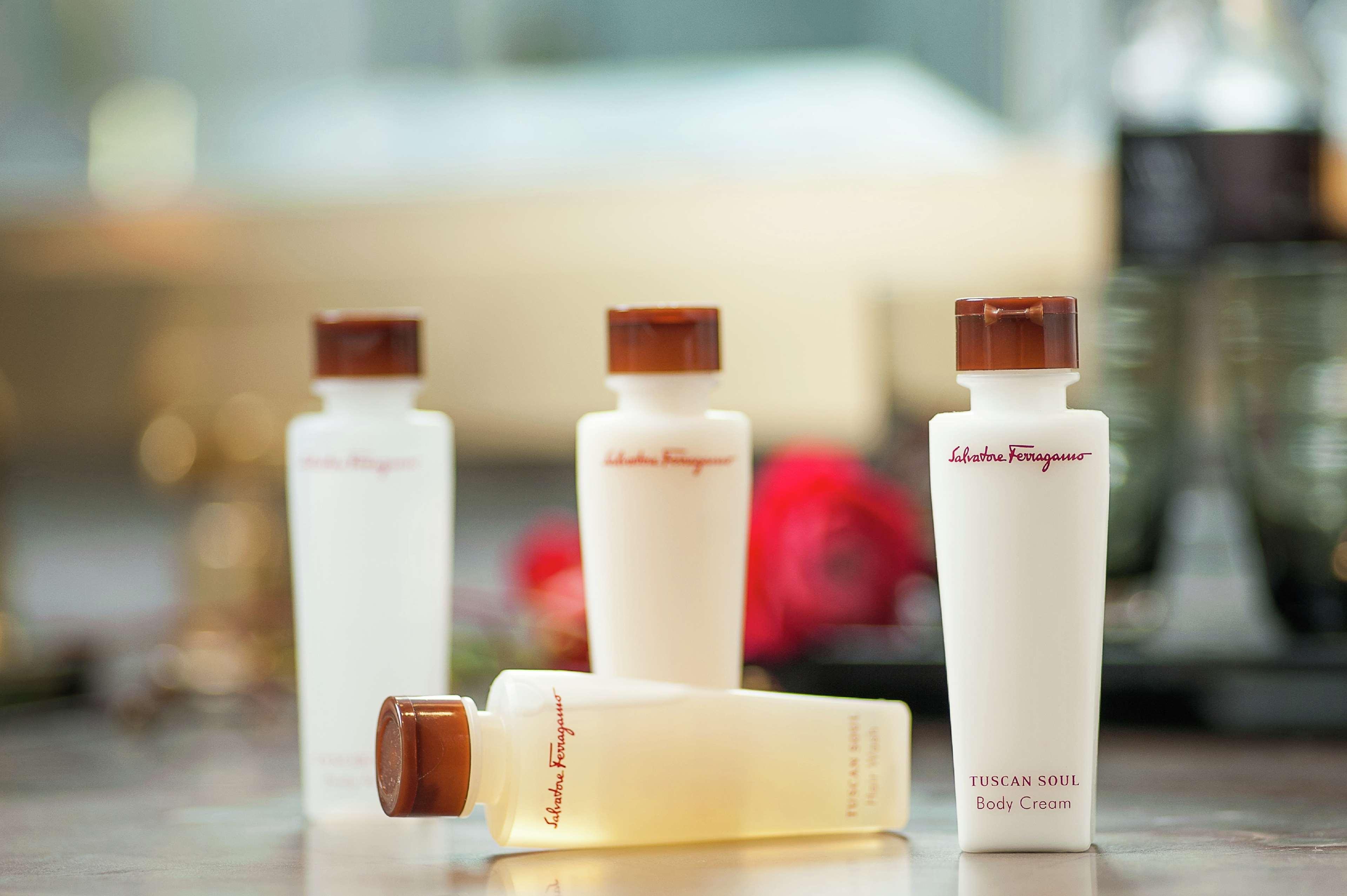 Studio Premier King Bed