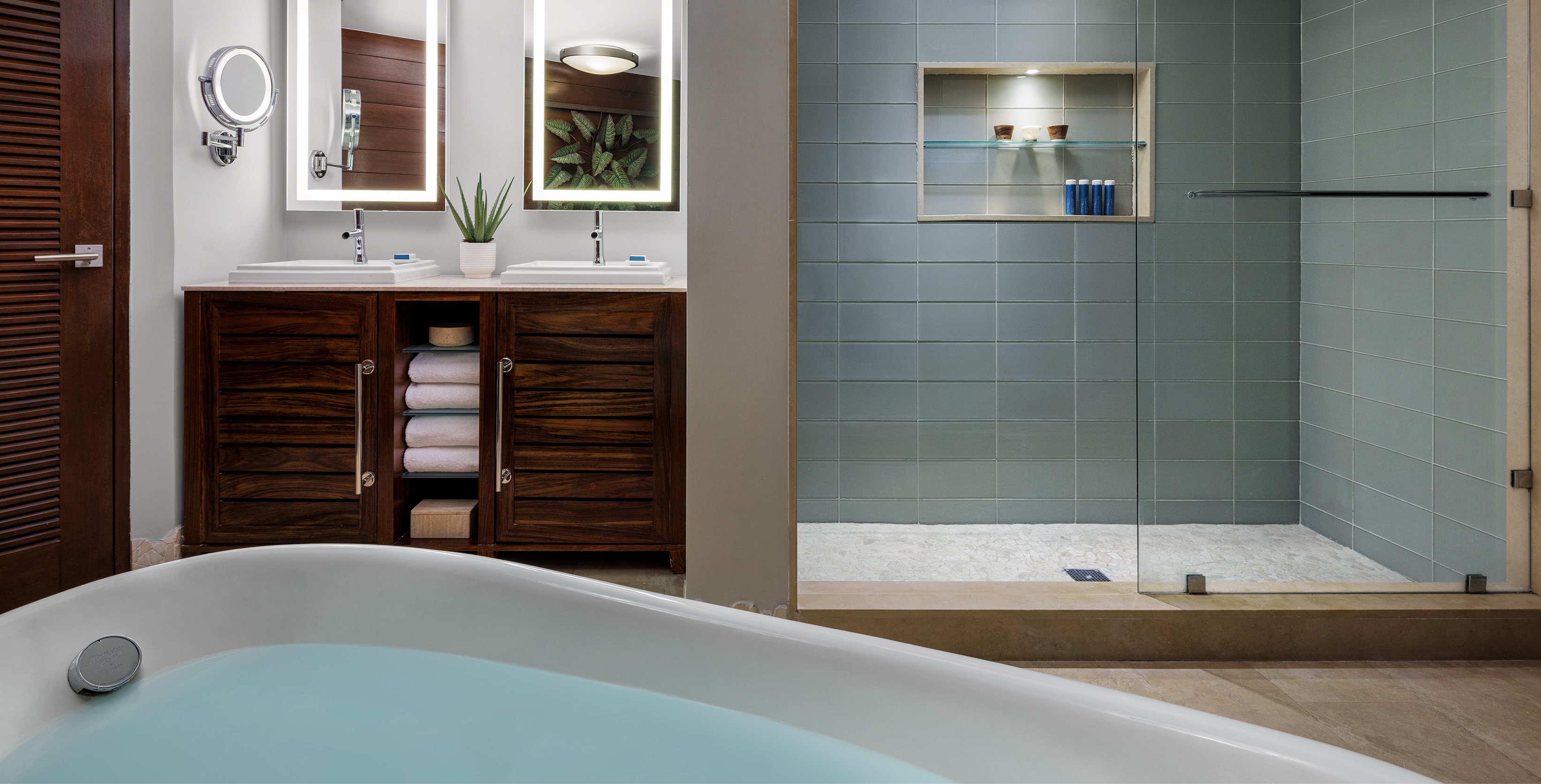 Suite Ocean Front One Bedroom