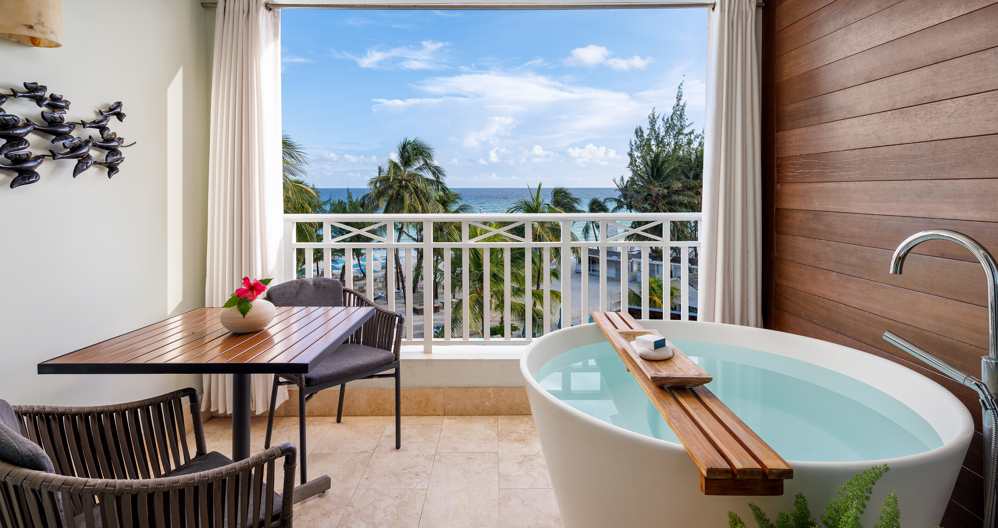 Suite Ocean Front with Balcony