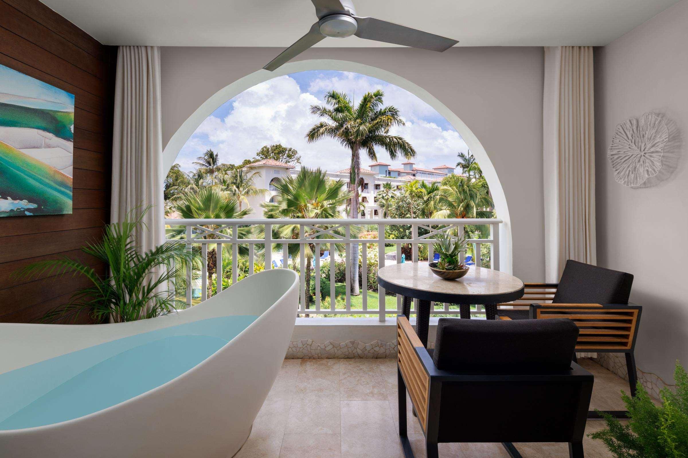 Suite Pool View One Bedroom