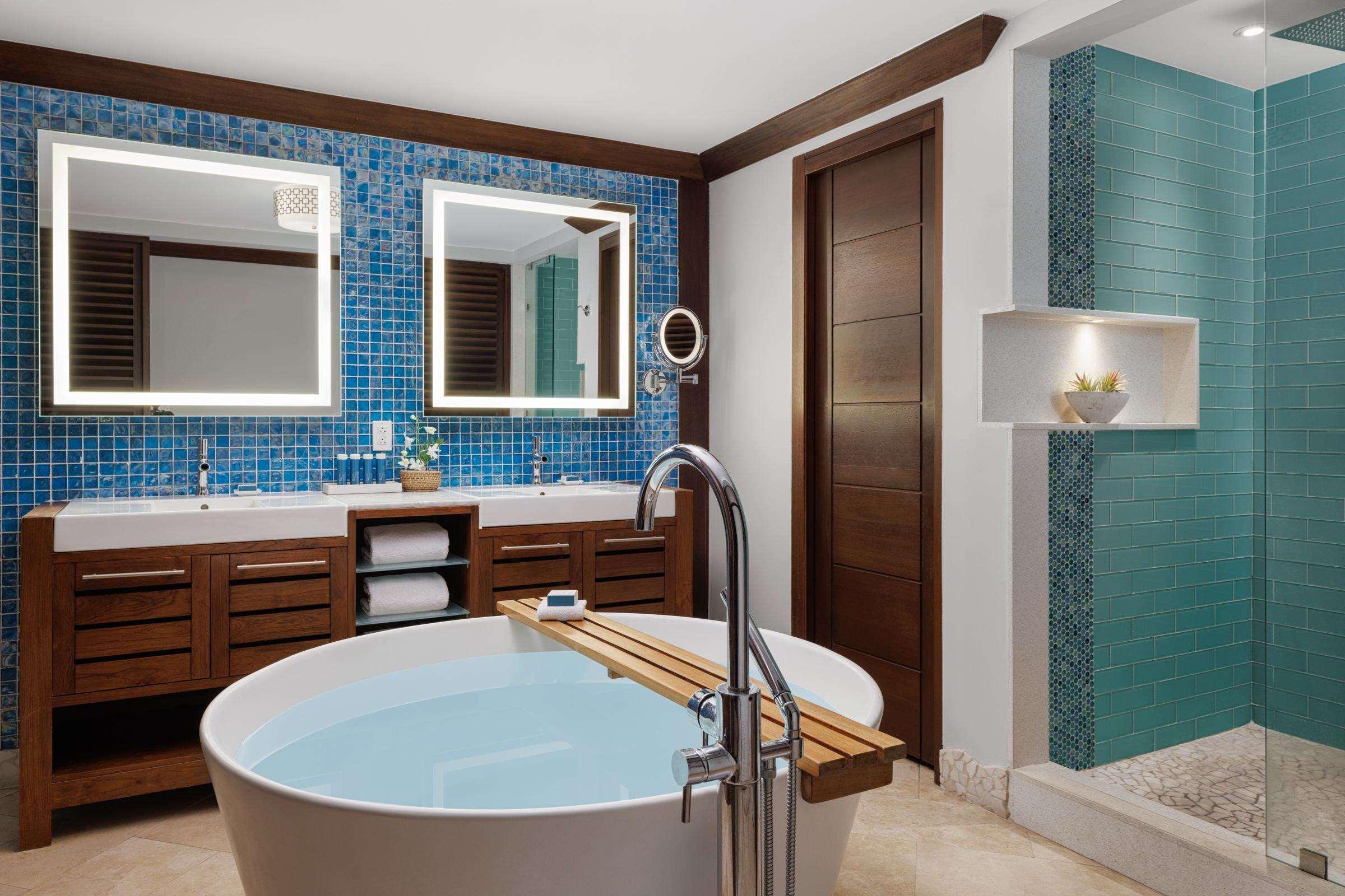 Room Pool View One Bedroom