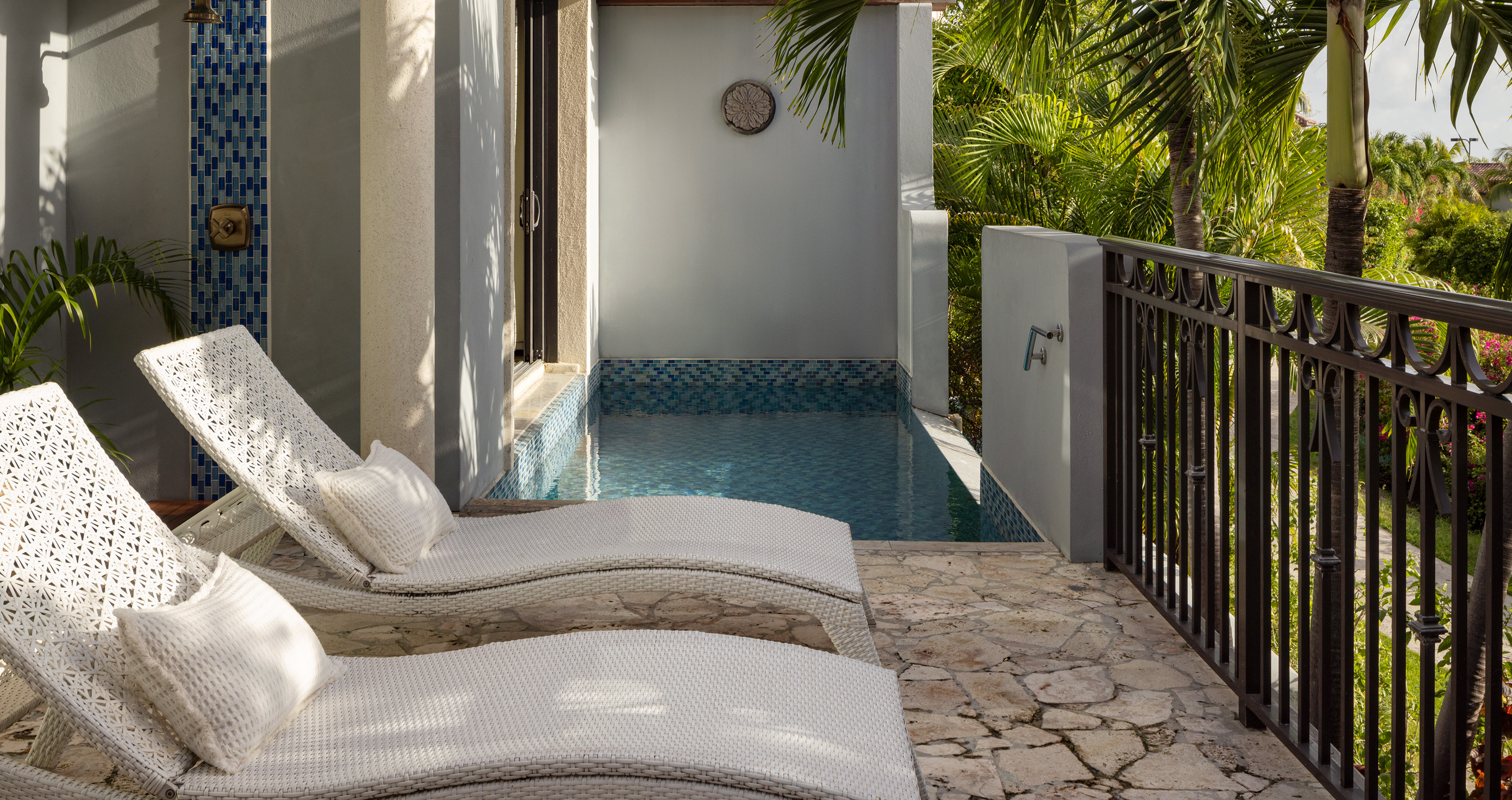 Suite with Private Pool