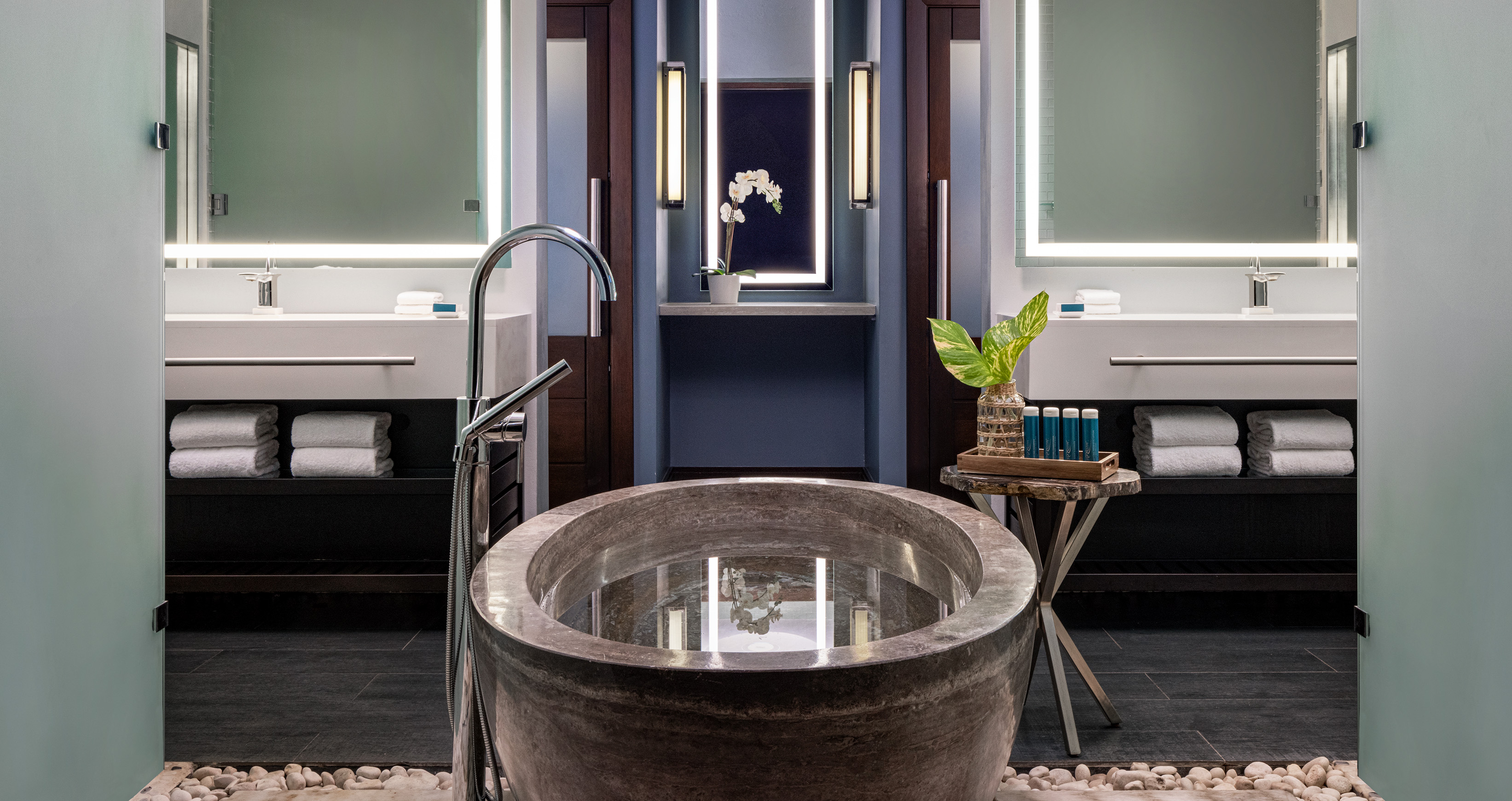 Suite with Private Pool