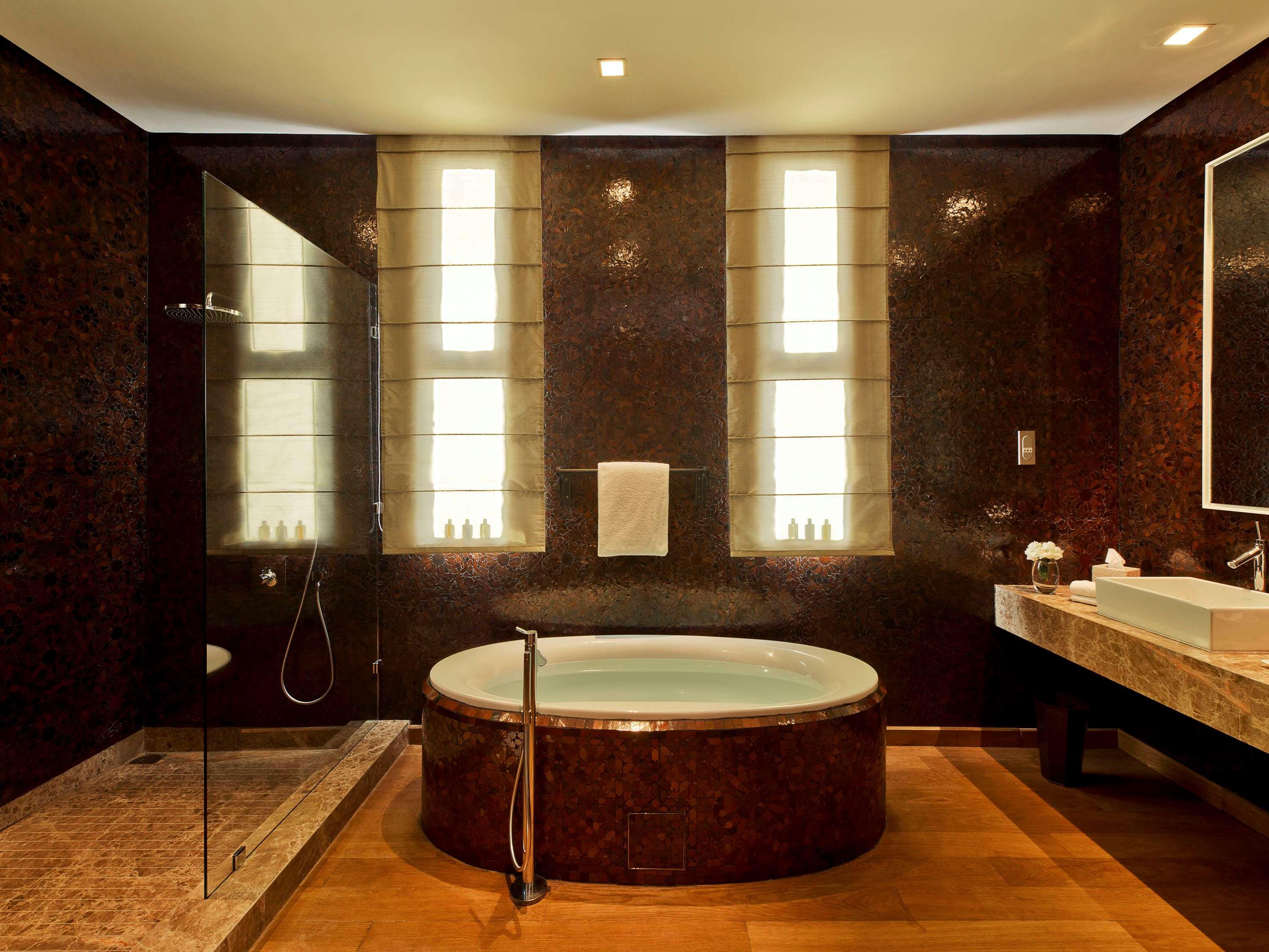 Suite Executive King Bed