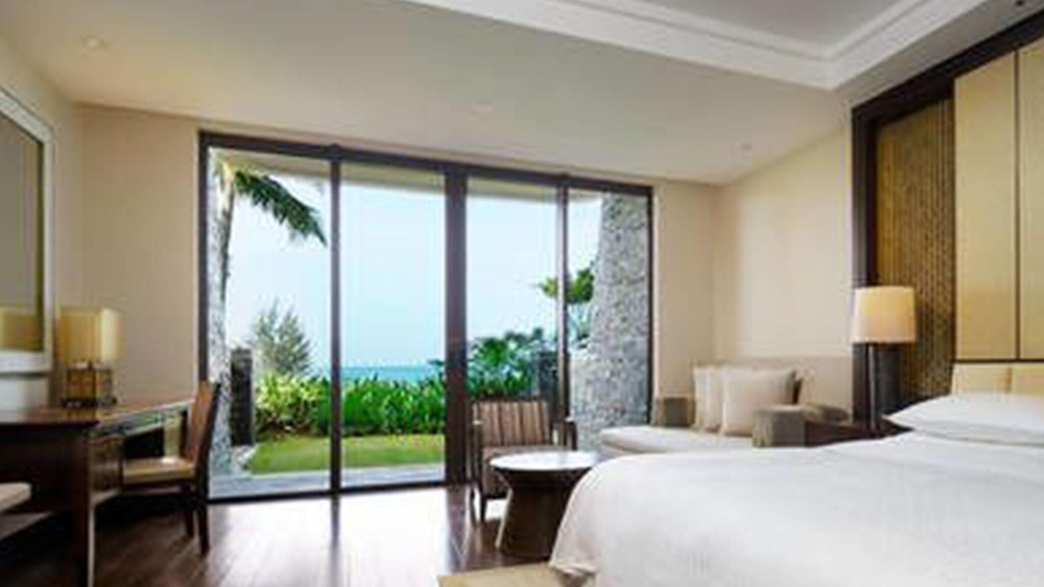 Twin Garden View with Balcony