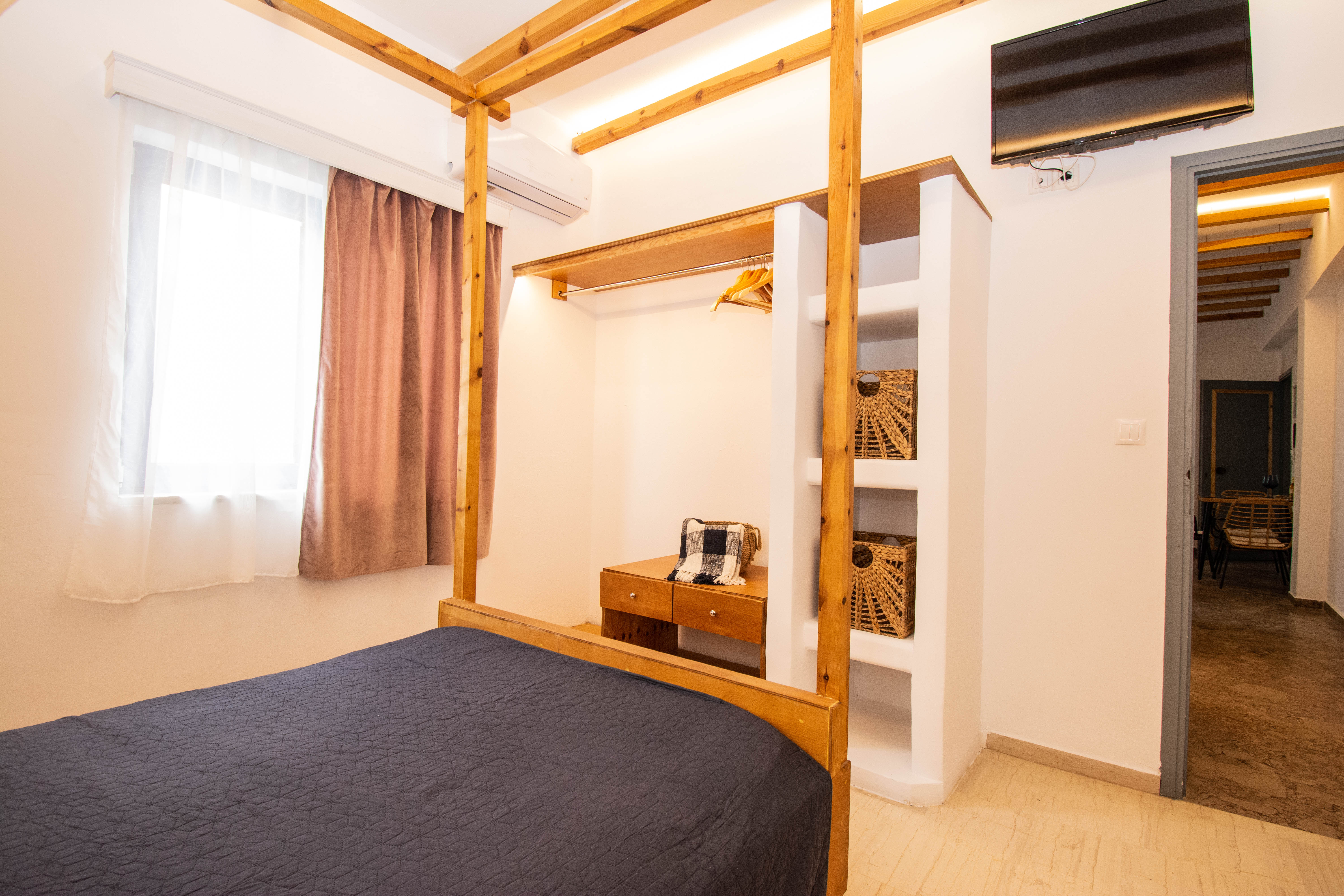 Apartment Two Bedrooms One Bathroom